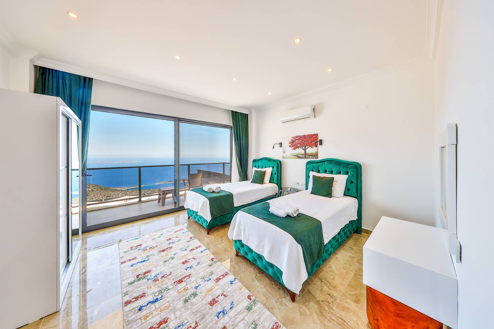 Kaş Bezirgan'da Eşsiz Deniz Manzaralı, Özel Havuzlu, Lüks Villa