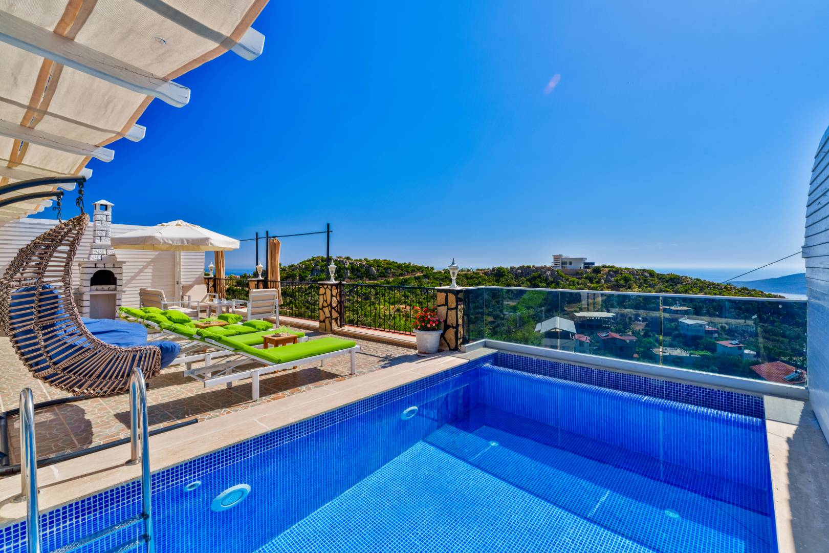 Kaş Bezirgan'da Sakin Konumda, Özel Havuzlu, 4 Kişilik Villa 42690 — 2