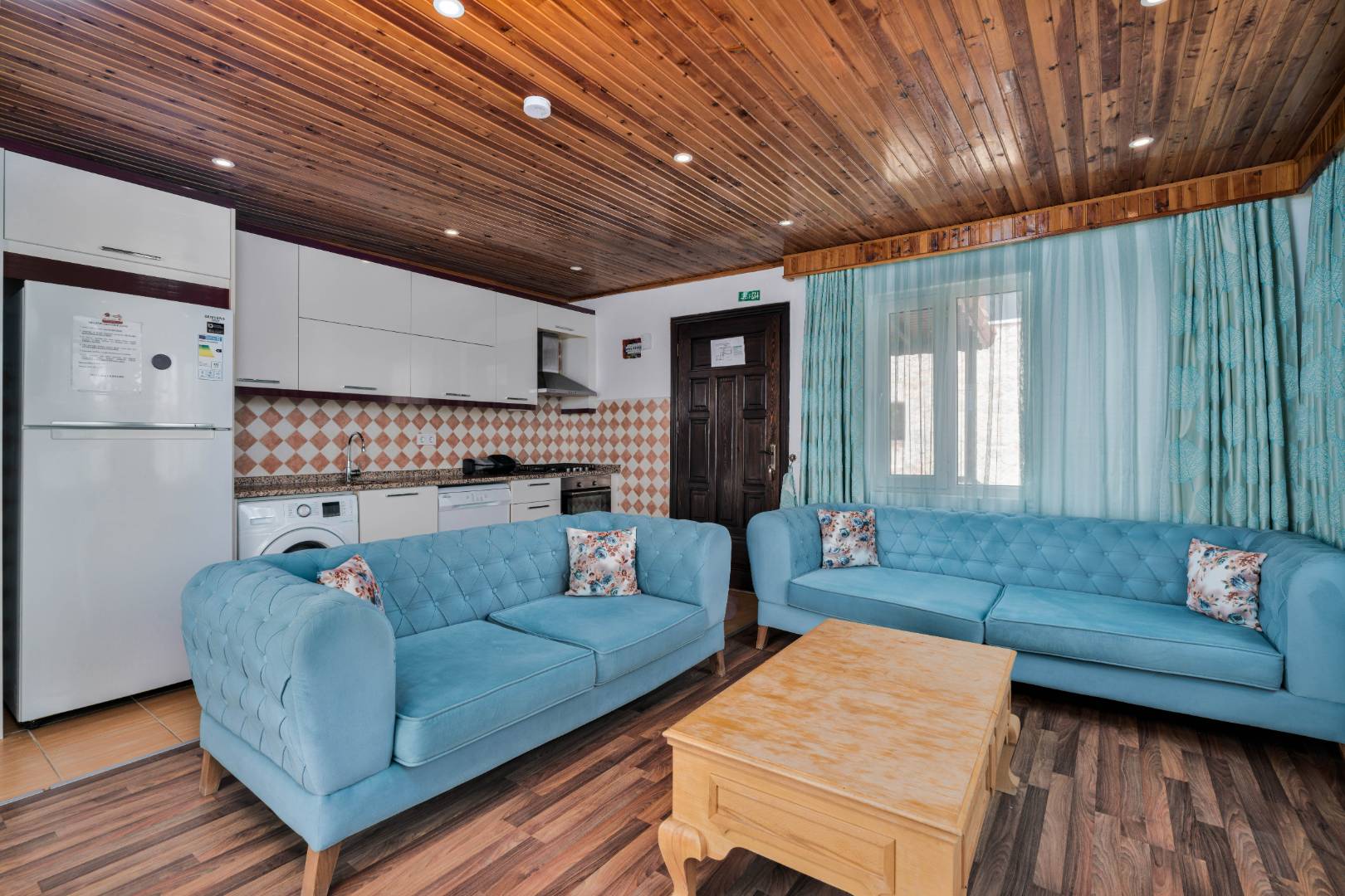 Kaş Bezirgan'da Sakin Konumda, Özel Havuzlu, 4 Kişilik Villa