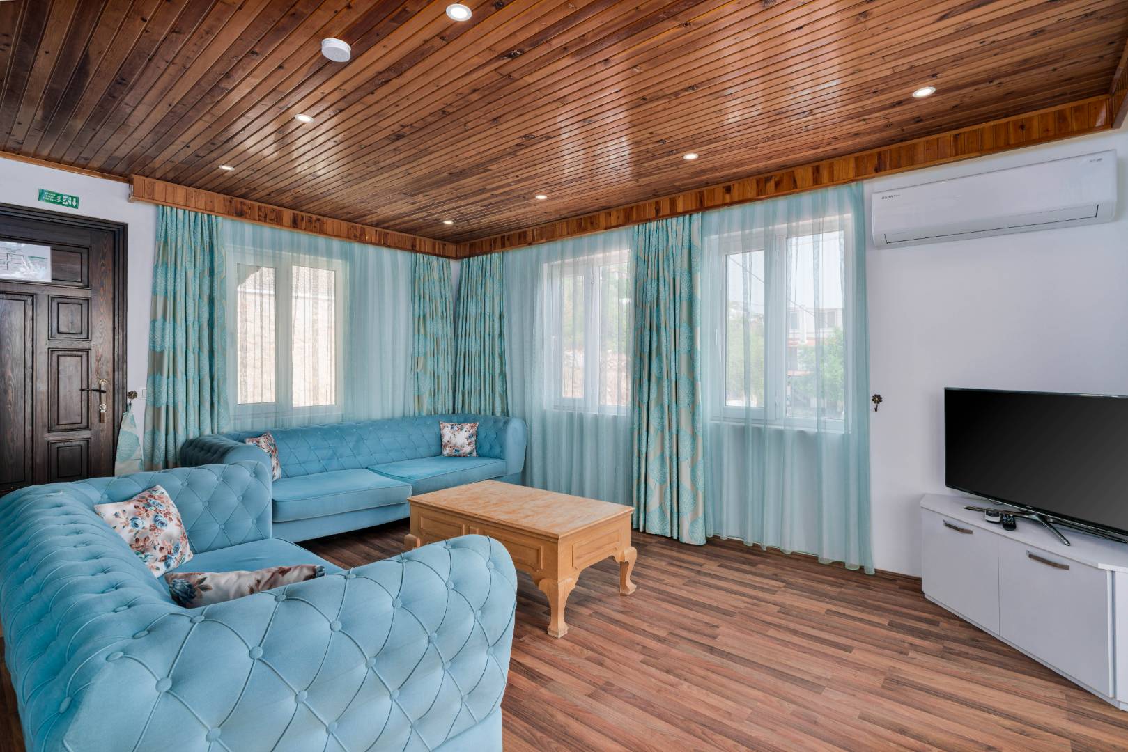 Kaş Bezirgan'da Sakin Konumda, Özel Havuzlu, 4 Kişilik Villa