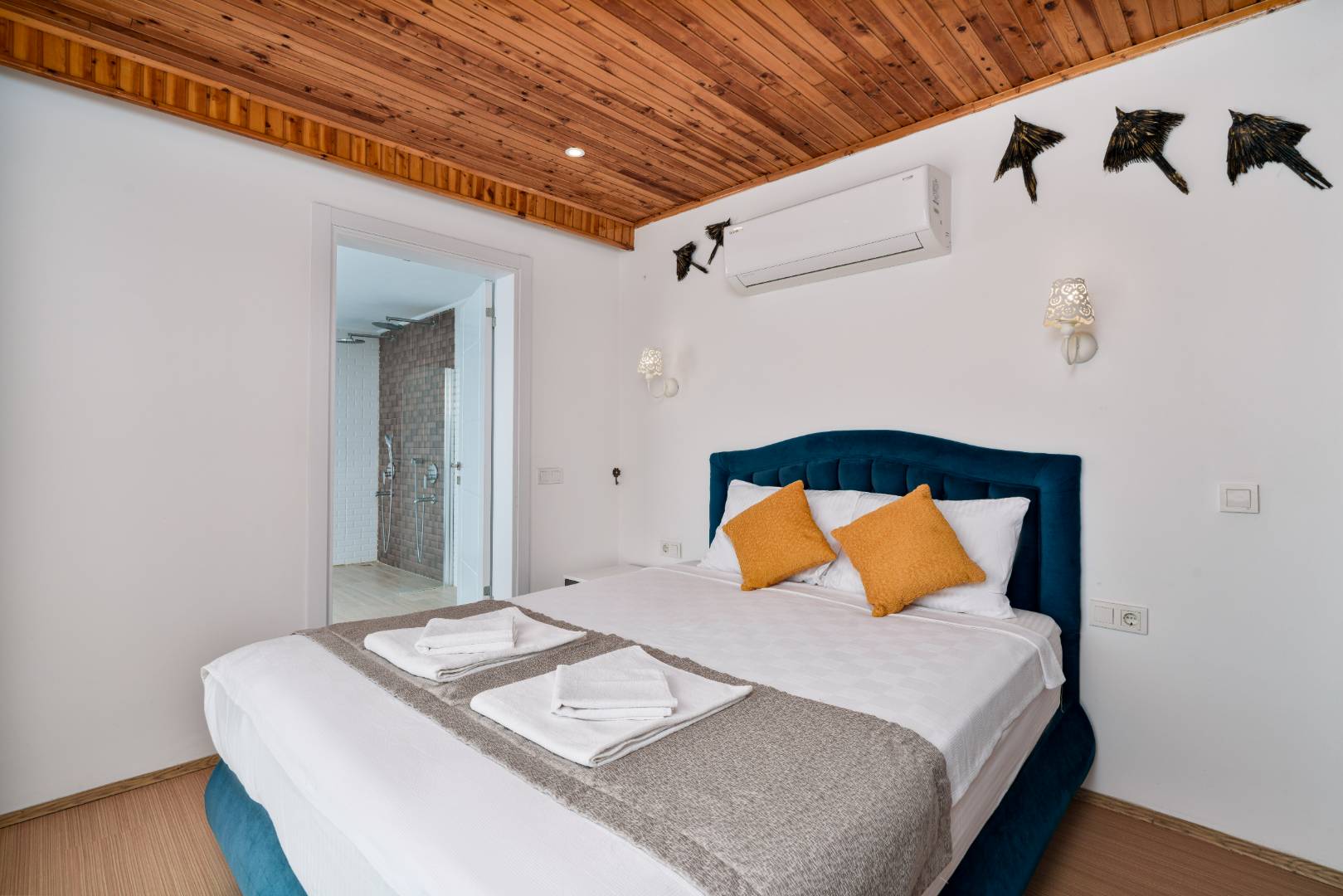 Kaş Bezirgan'da Sakin Konumda, Özel Havuzlu, 4 Kişilik Villa