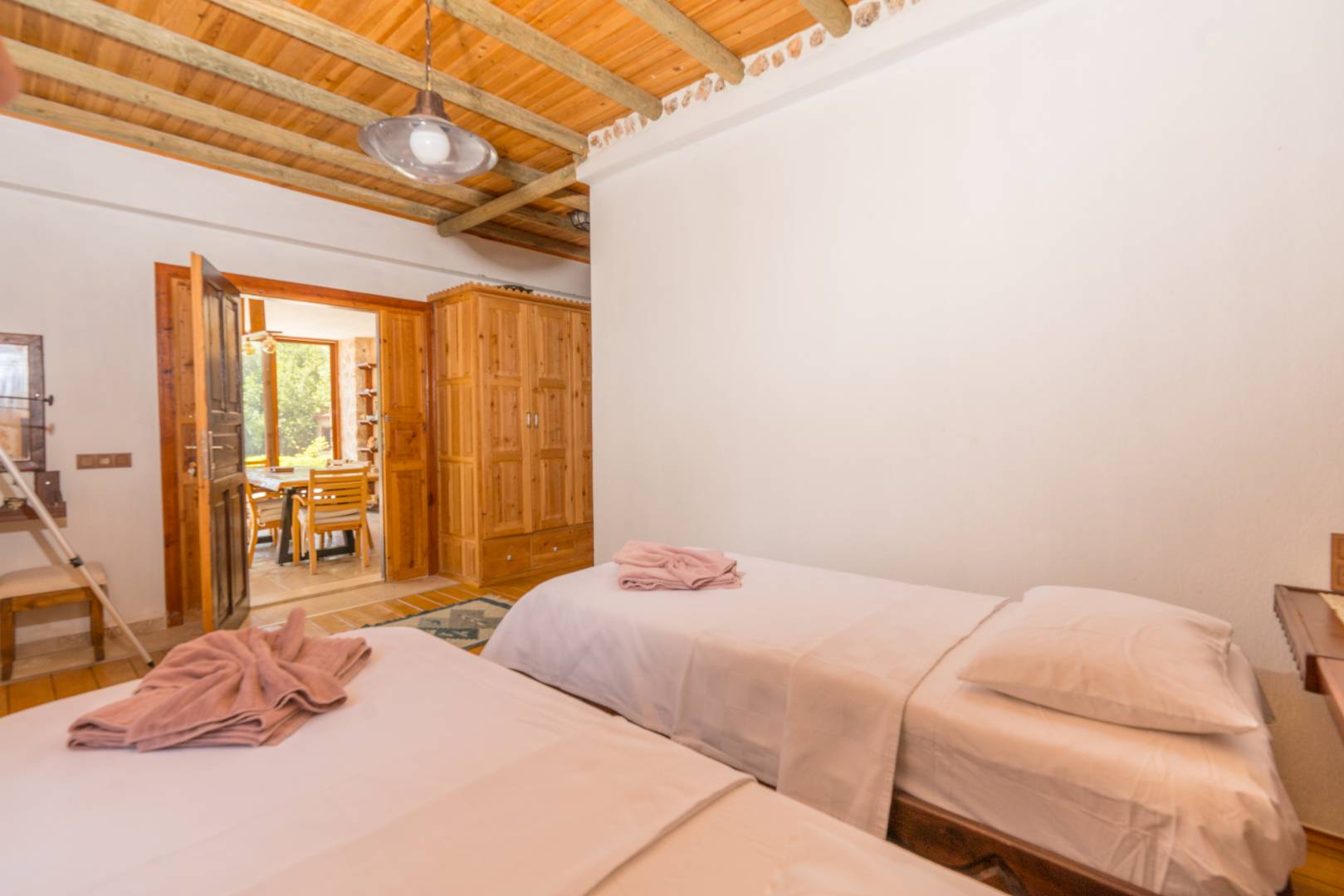 Kaş Bezirgan'da Saunalı, Özel Havuzlu, Tuz ve Buhar Odalı, Bahçeli Villa
