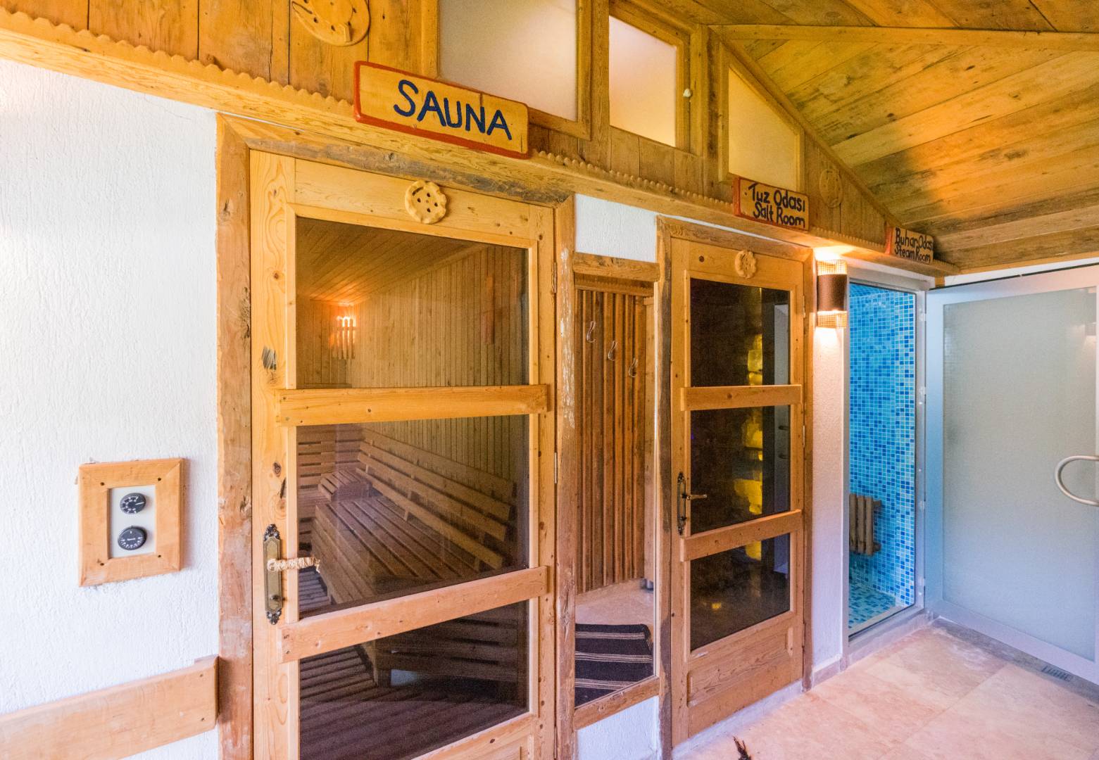 Kaş Bezirgan'da Saunalı, Özel Havuzlu, Tuz ve Buhar Odalı, Bahçeli Villa