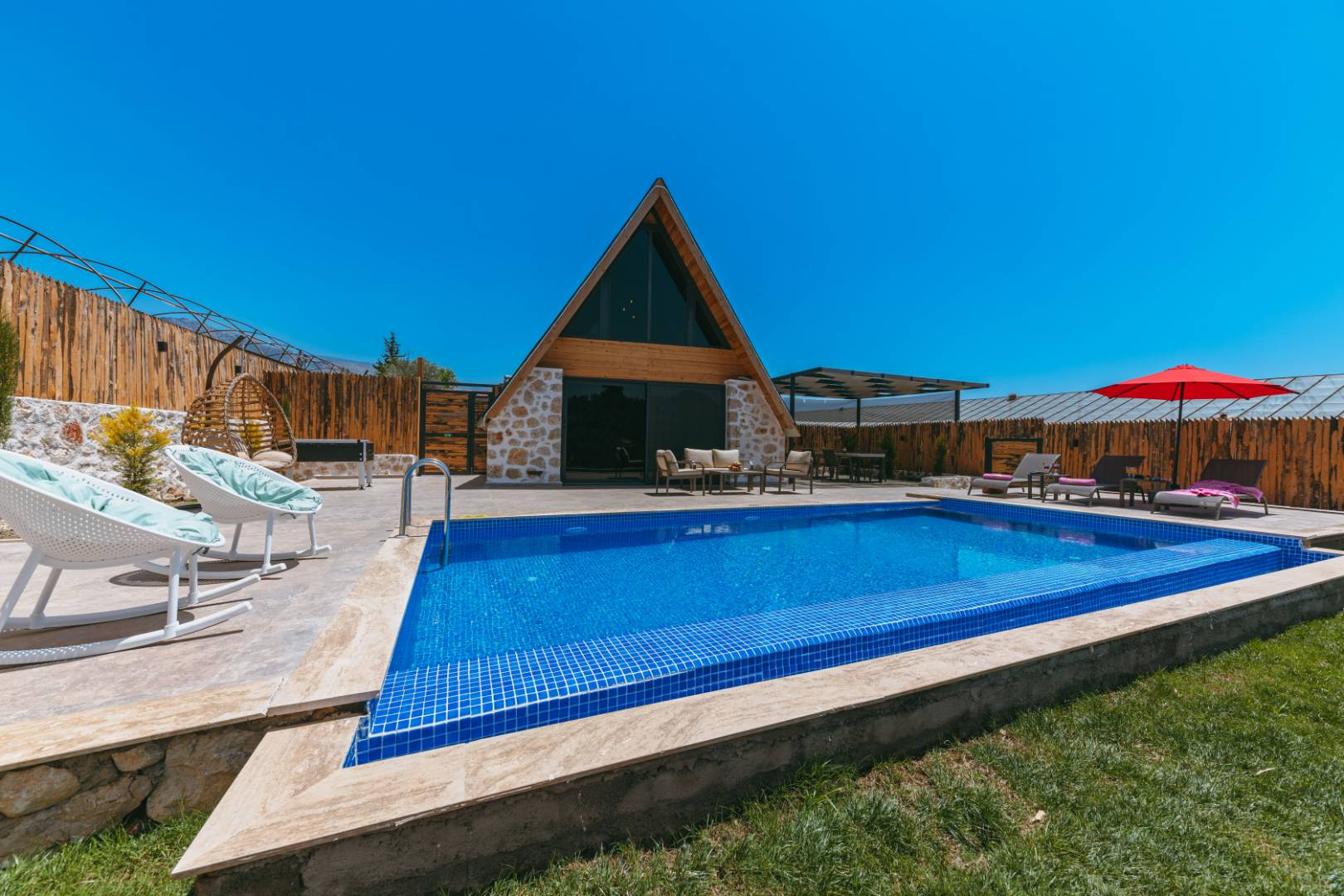 Kaş Çavdır'da Balayı Çiftlerine Uygun, Özel Havuzlu, Ferah Bungalov 45967 — 2