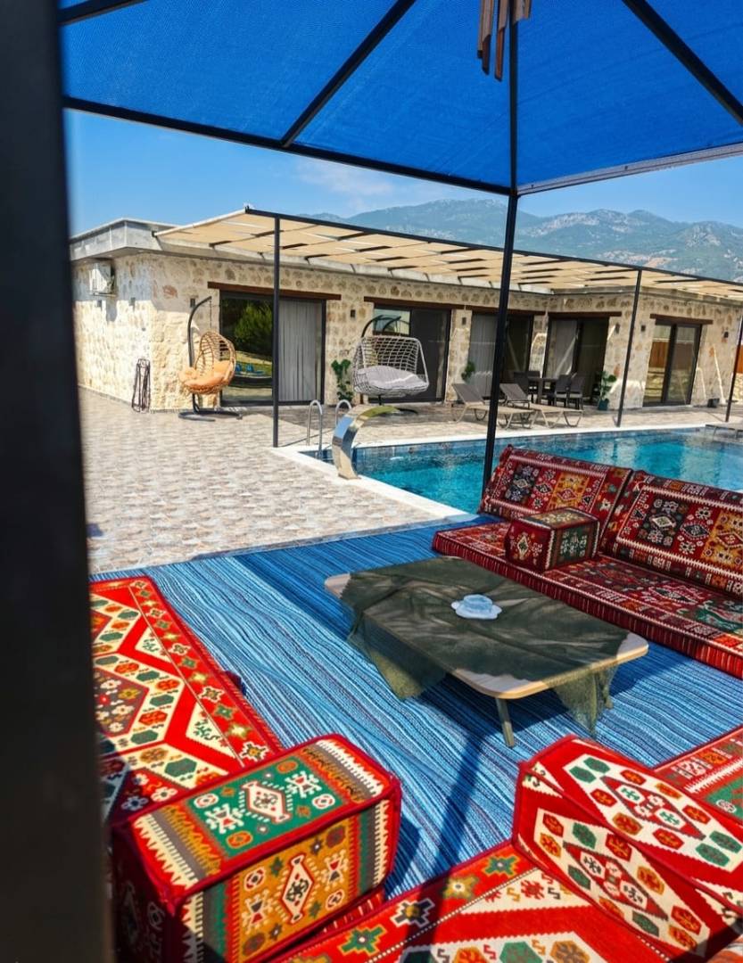 Kaş Çavdır'da Balayı Çiftlerine Uygun, Özel Havuzlu, Kiralık Villa