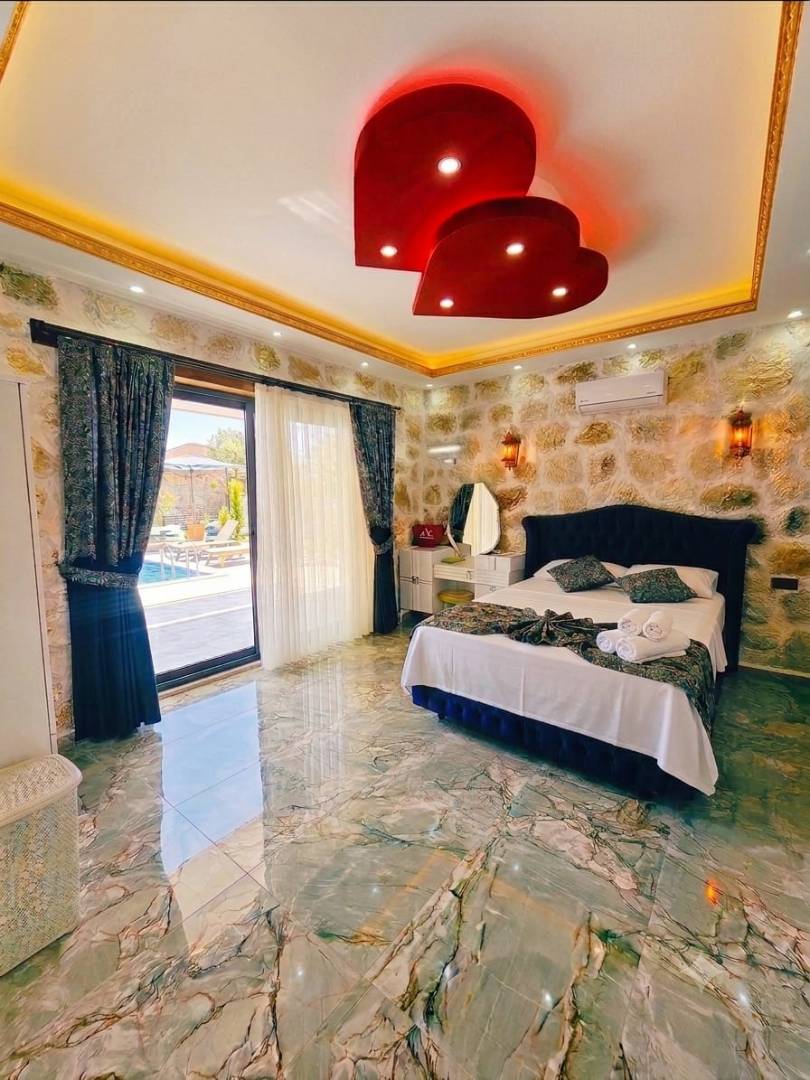Kaş Çavdır'da Balayı Çiftlerine Uygun, Özel Havuzlu, Kiralık Villa