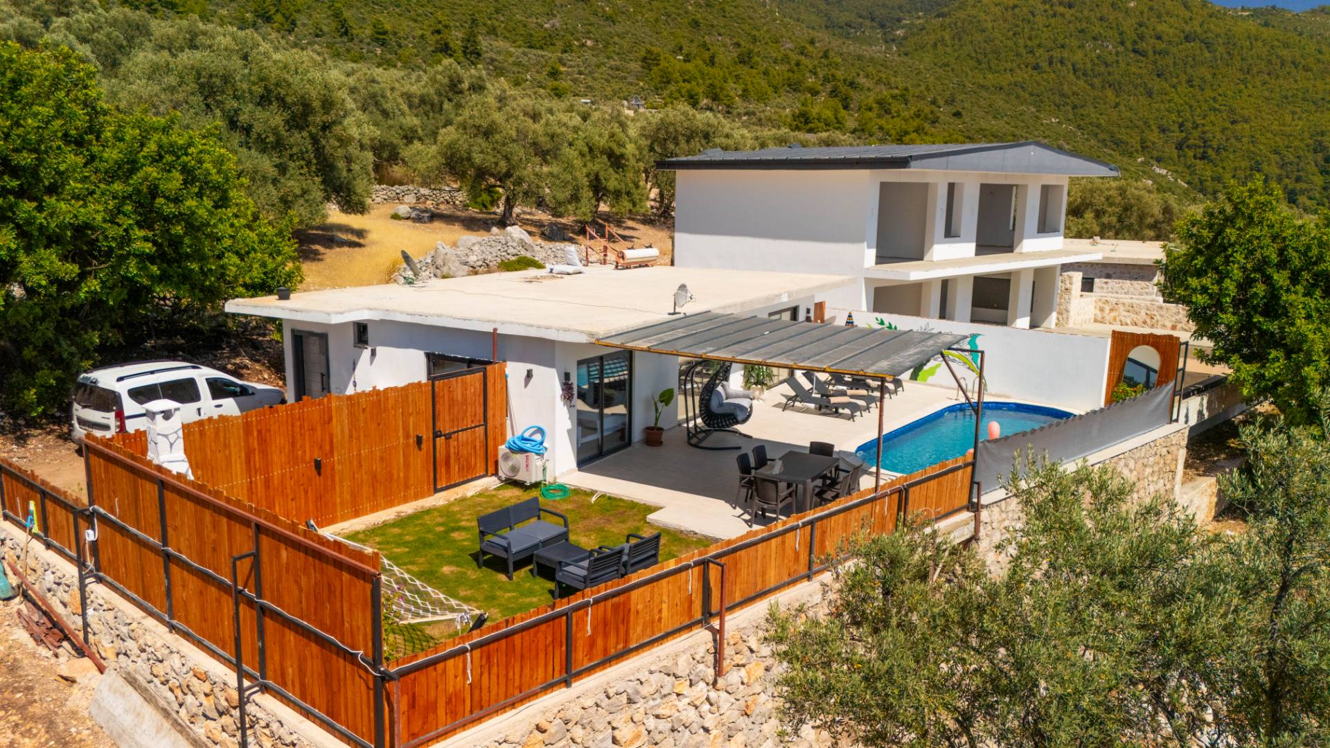 Kaş Çavdır'da Çekirdek Ailelere Uygun, Özel Havuzlu, 4 Kişilik Villa