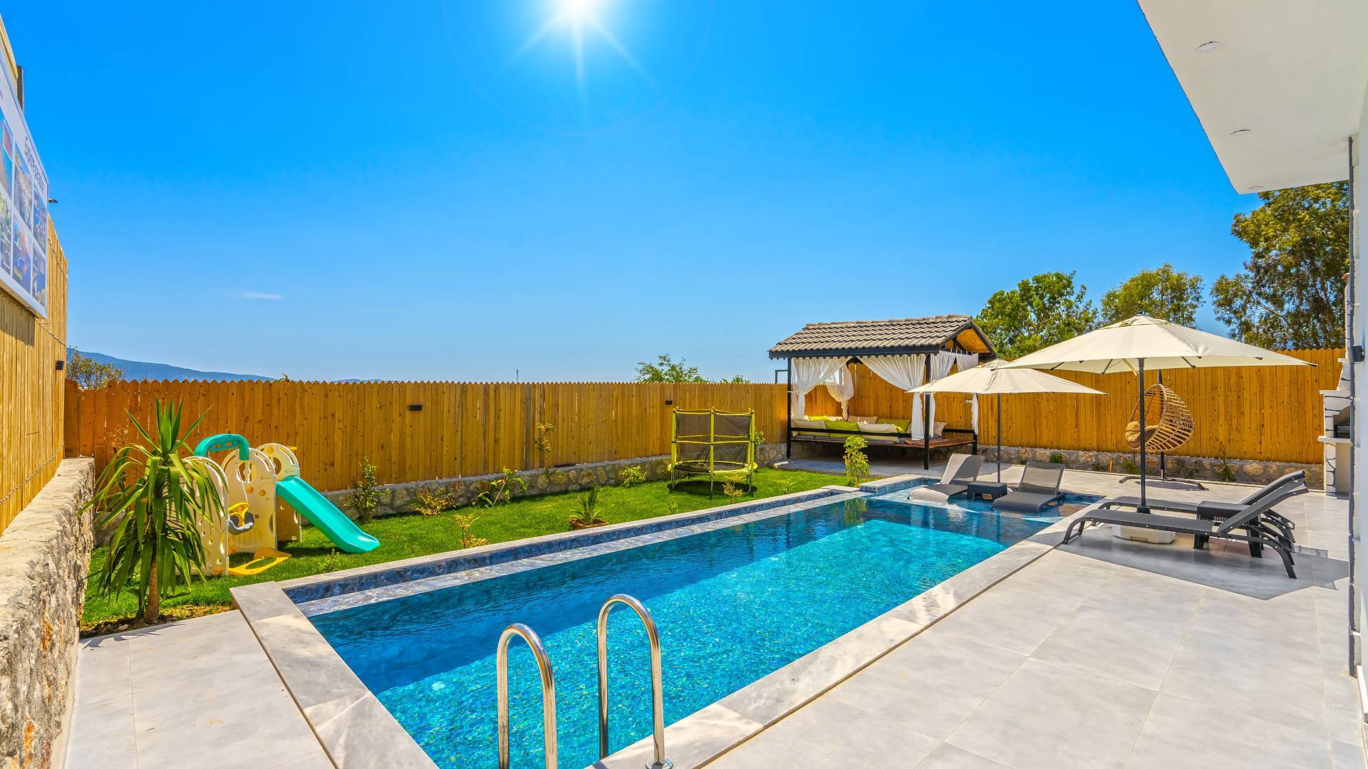 Kaş Çavdır'da Çekirdek Ailelere Uygun, Özel Havuzlu, Korunaklı Villa