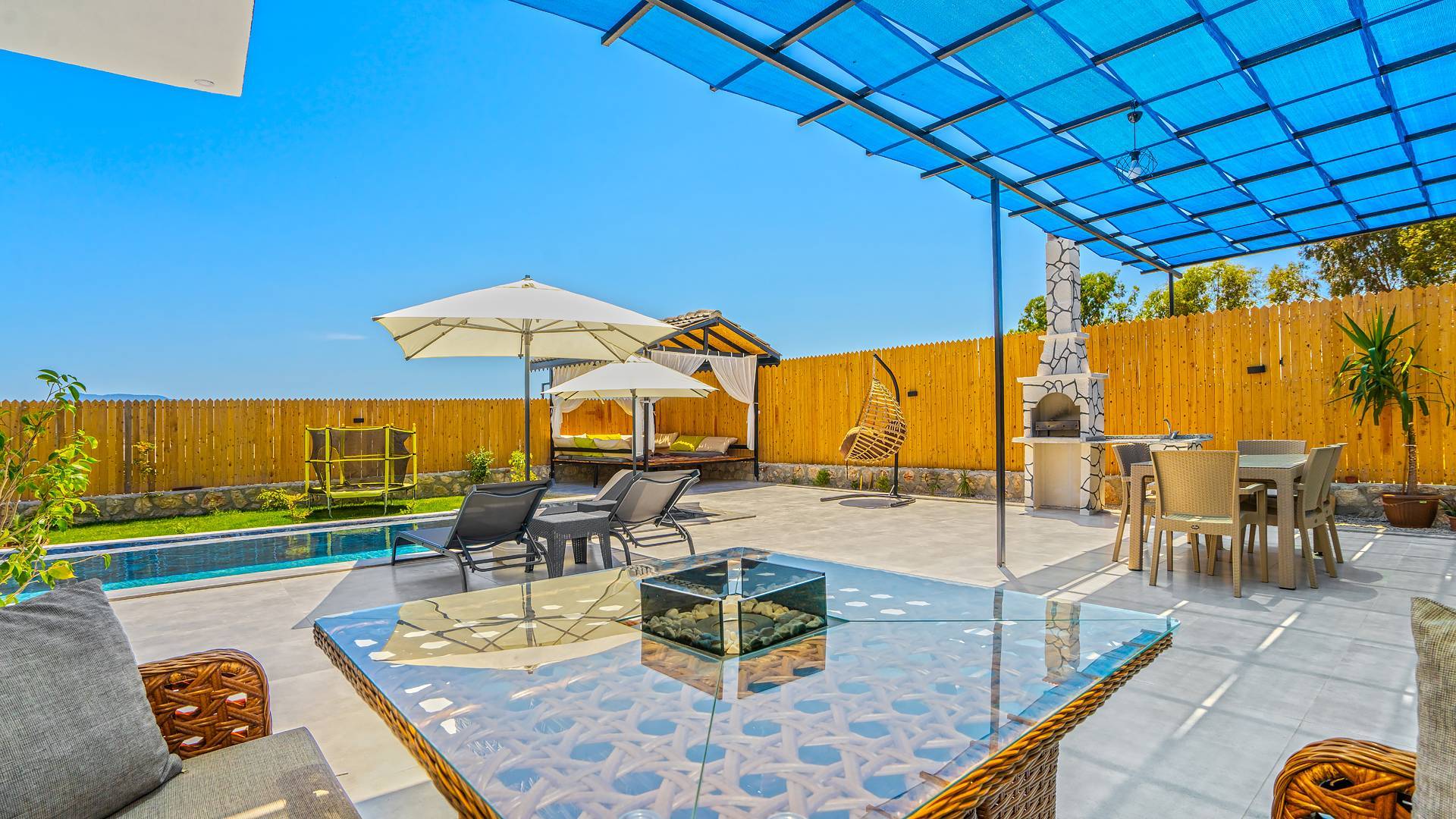 Kaş Çavdır'da Çekirdek Ailelere Uygun, Özel Havuzlu, Korunaklı Villa