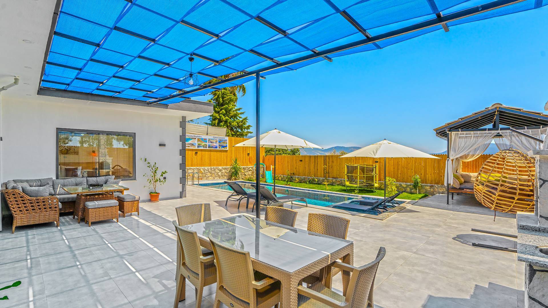 Kaş Çavdır'da Çekirdek Ailelere Uygun, Özel Havuzlu, Korunaklı Villa