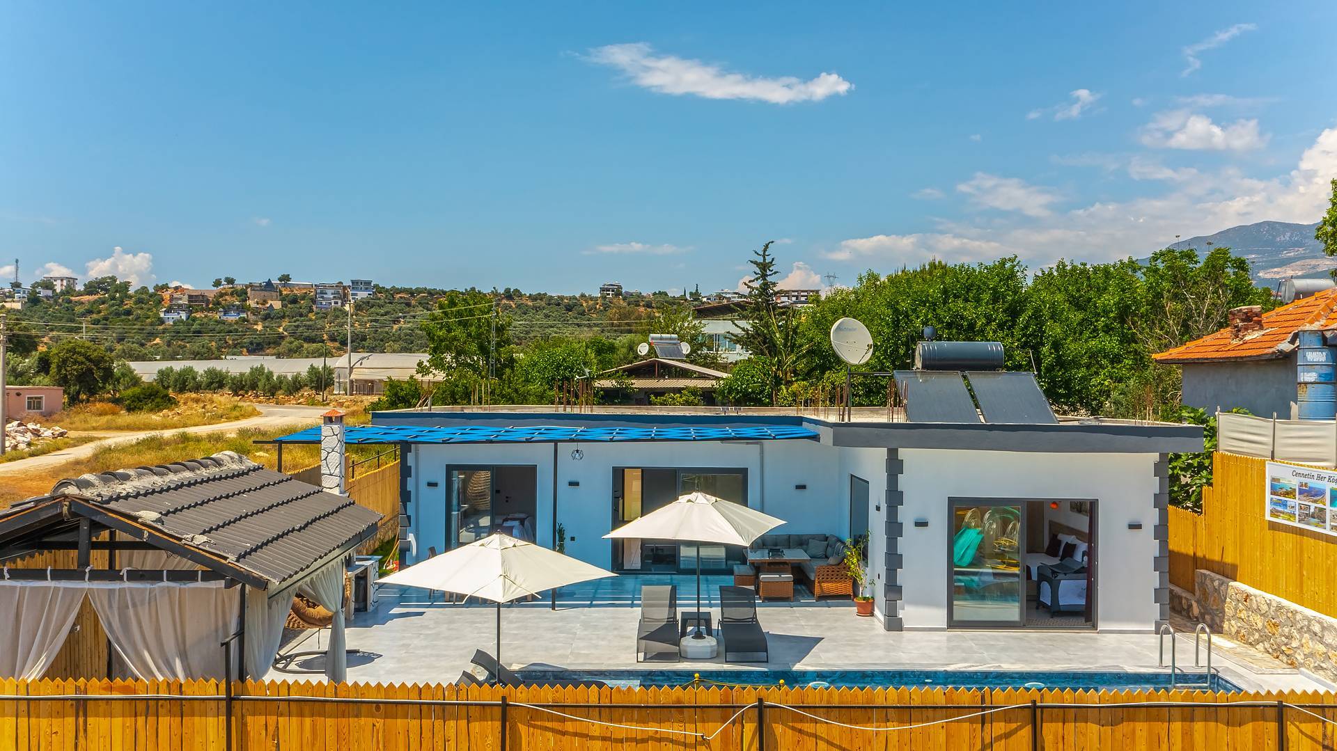 Kaş Çavdır'da Çekirdek Ailelere Uygun, Özel Havuzlu, Korunaklı Villa