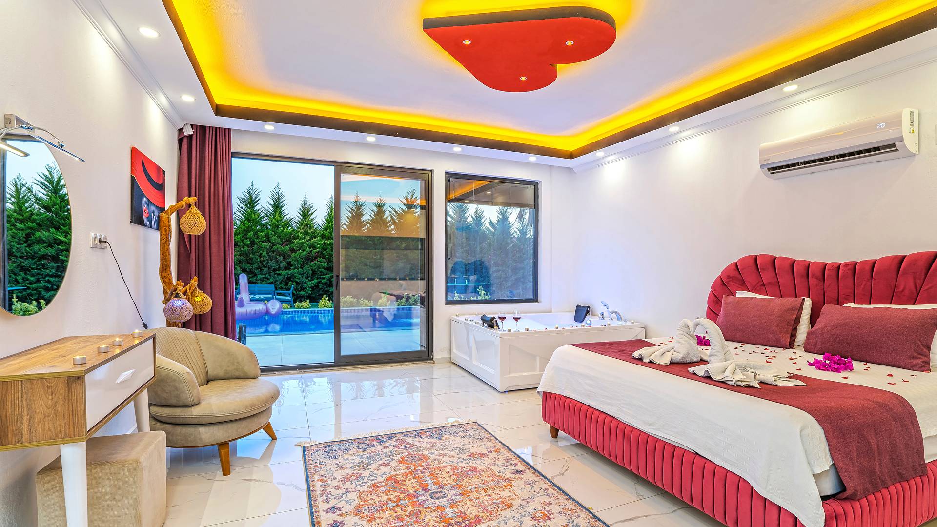Kaş Çavdır'da Doğa İçersinde, Özel Havuzlu, Konforlu Villa
