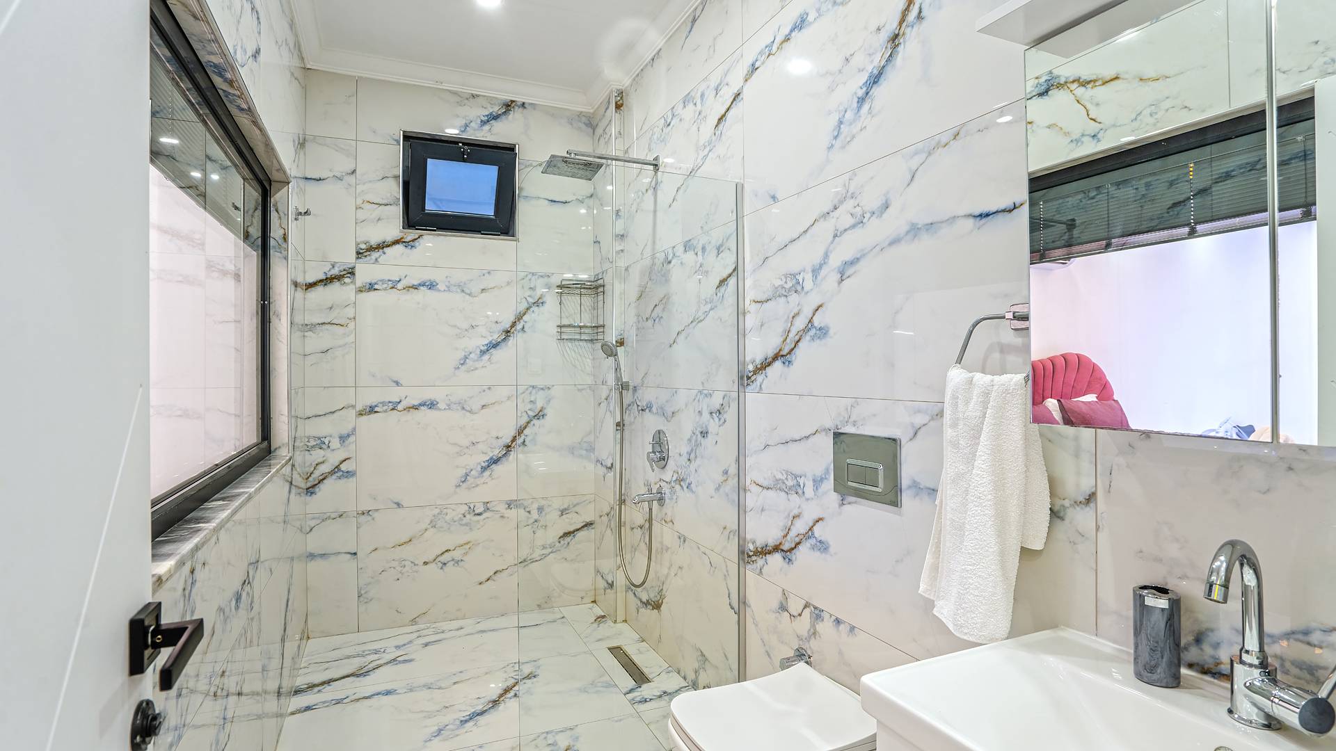 Kaş Çavdır'da Doğa İçersinde, Özel Havuzlu, Konforlu Villa