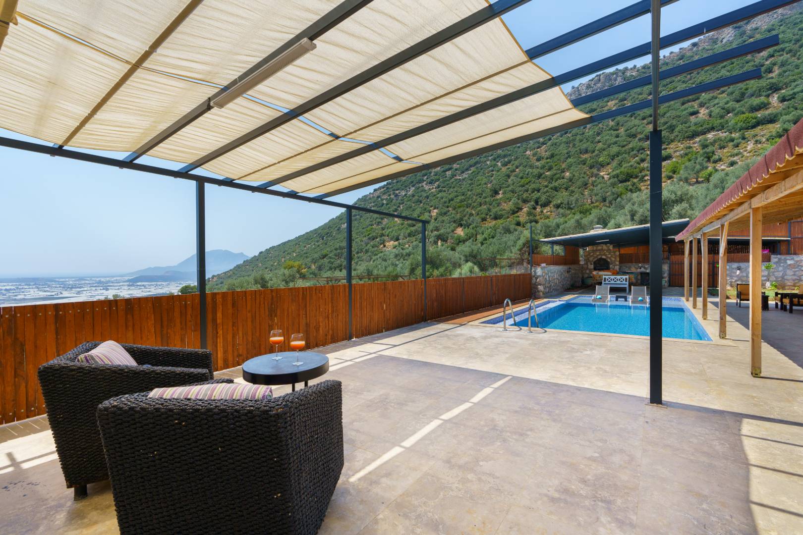 Kaş Çavdır'da Doğa İle İç İçe, Özel Havuzlu, Balayı Villası
