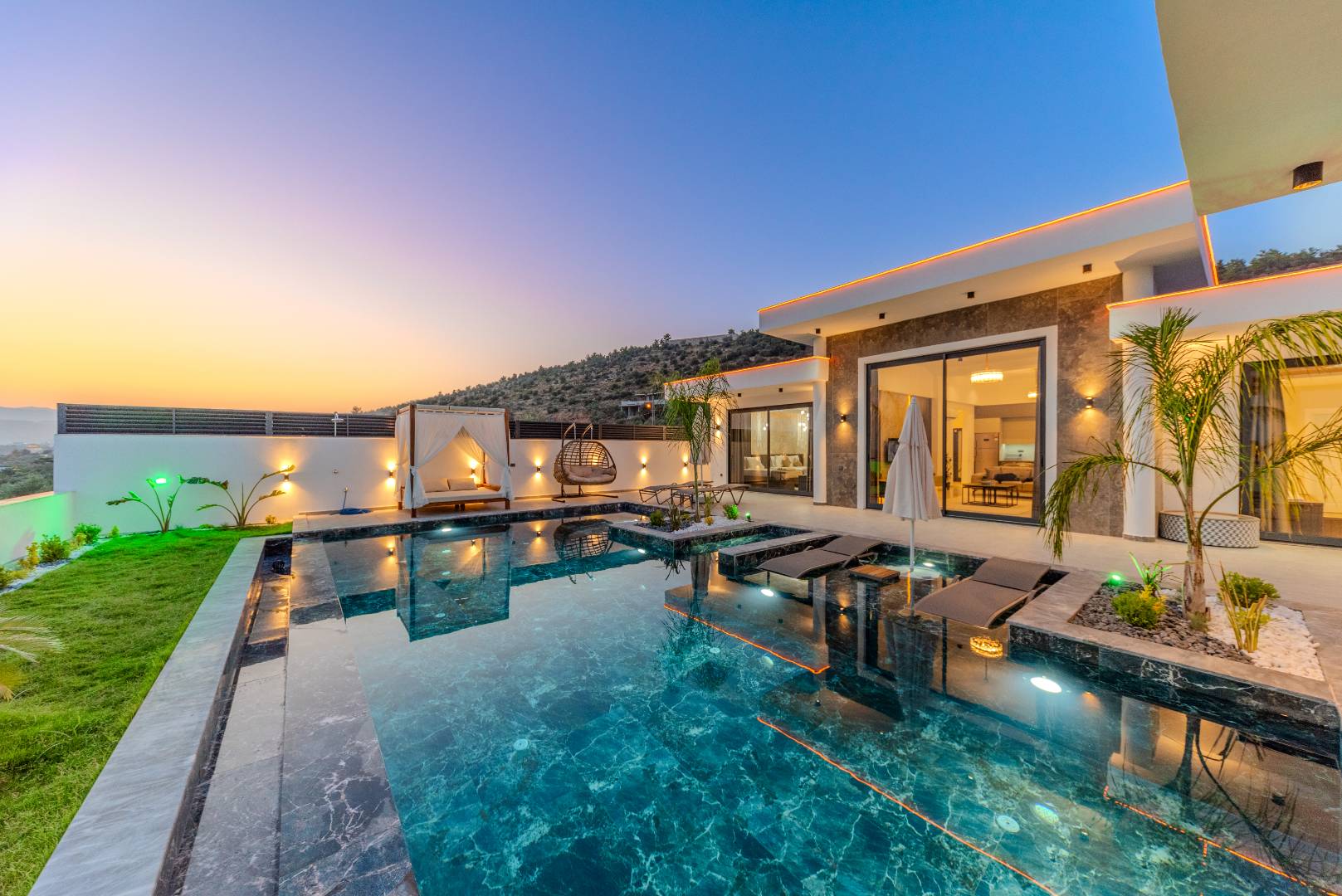Kaş Çavdır'da Geniş Bahçeli, Özel Havuzlu, Saunalı Villa 46059 — 6