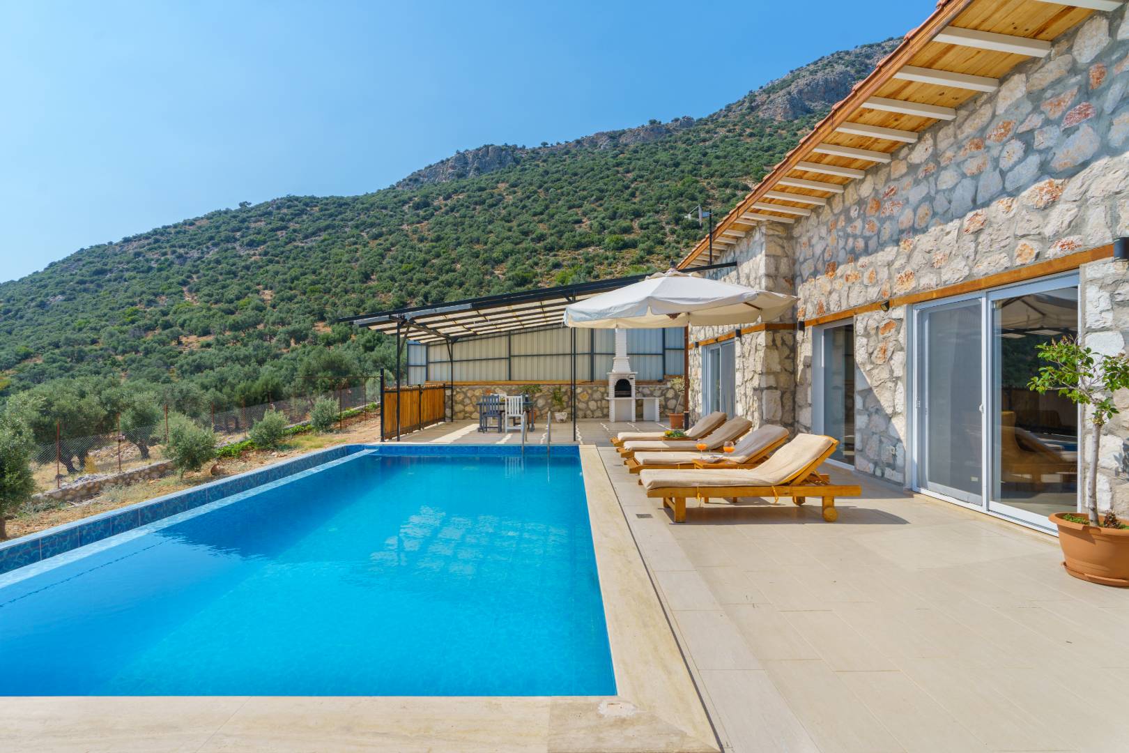 Kaş Çavdır'da Huzurlu Doğada, Özel Havuzlu, 2+1 Villa