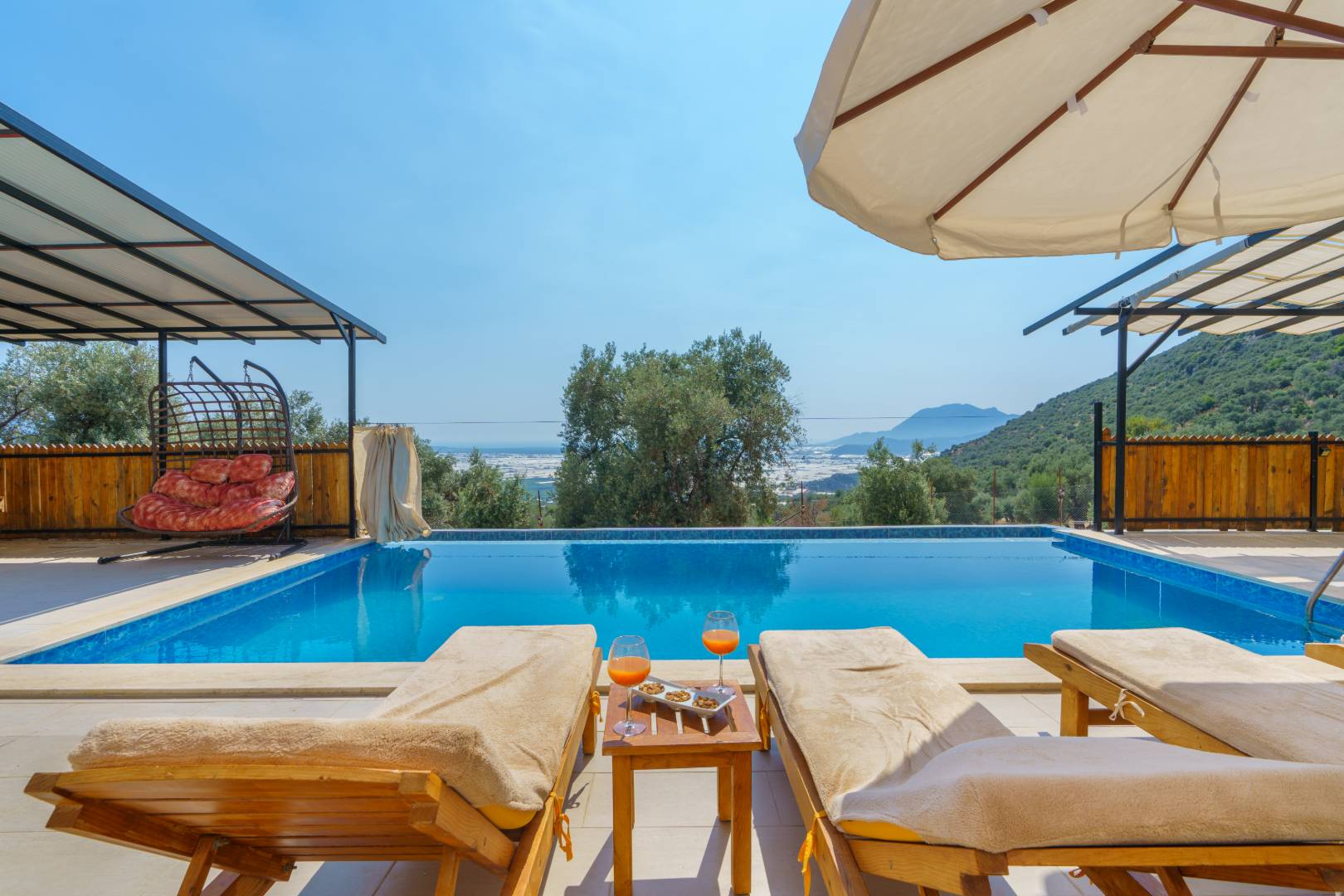 Kaş Çavdır'da Huzurlu Doğada, Özel Havuzlu, 2+1 Villa