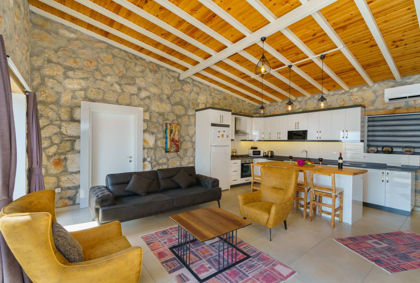 Kaş Çavdır'da Huzurlu Doğada, Özel Havuzlu, 2+1 Villa