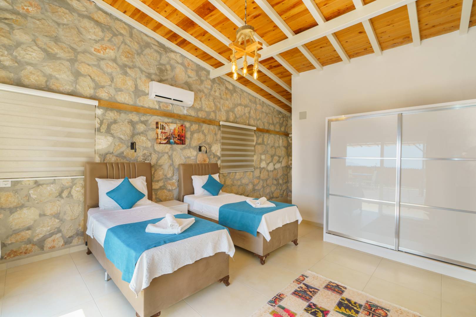Kaş Çavdır'da Huzurlu Doğada, Özel Havuzlu, 2+1 Villa