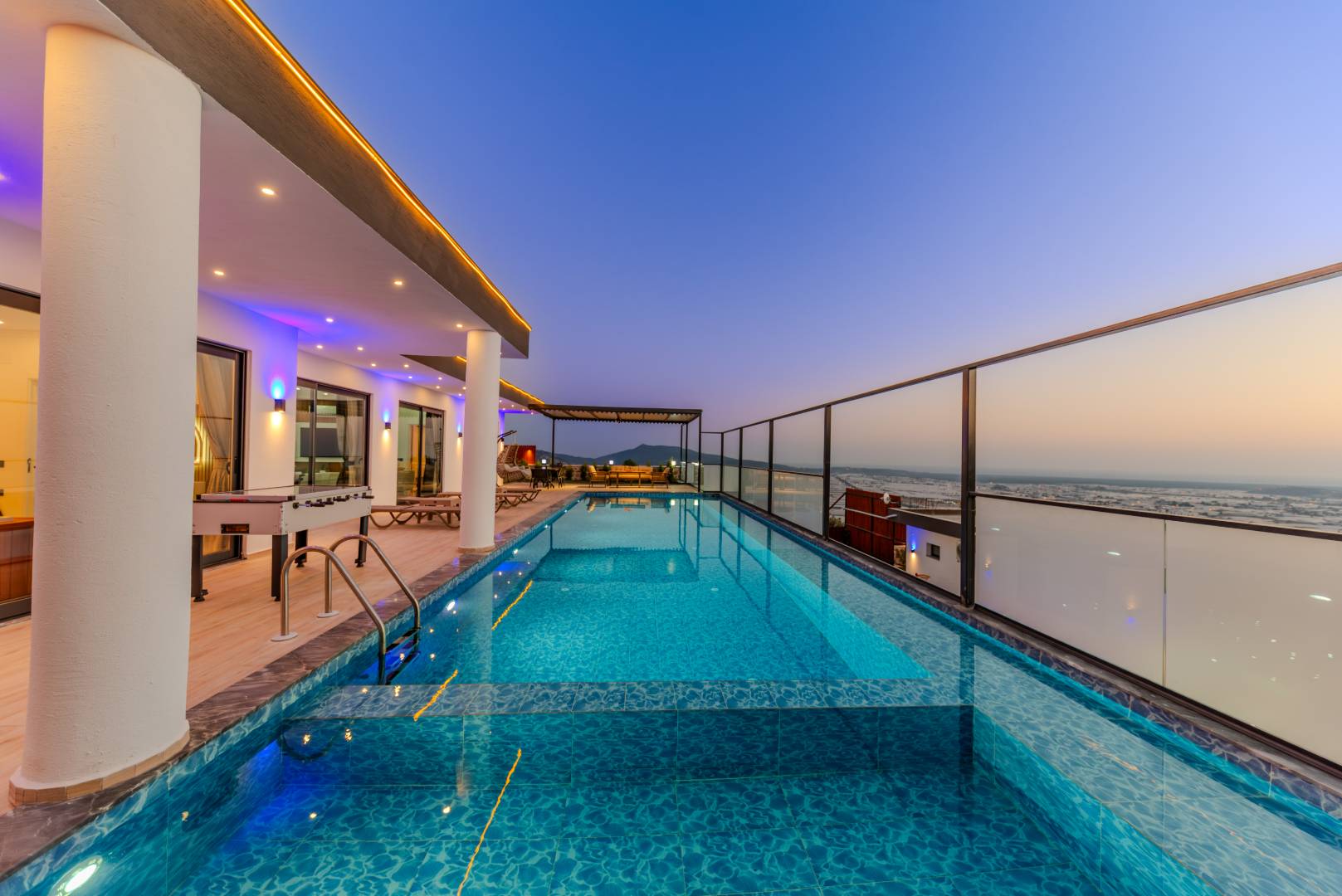 Kaş Çavdır'da Panoramik Doğa Manzaralı, Özel Havuzlu, Jakuzili, Lüks Villa