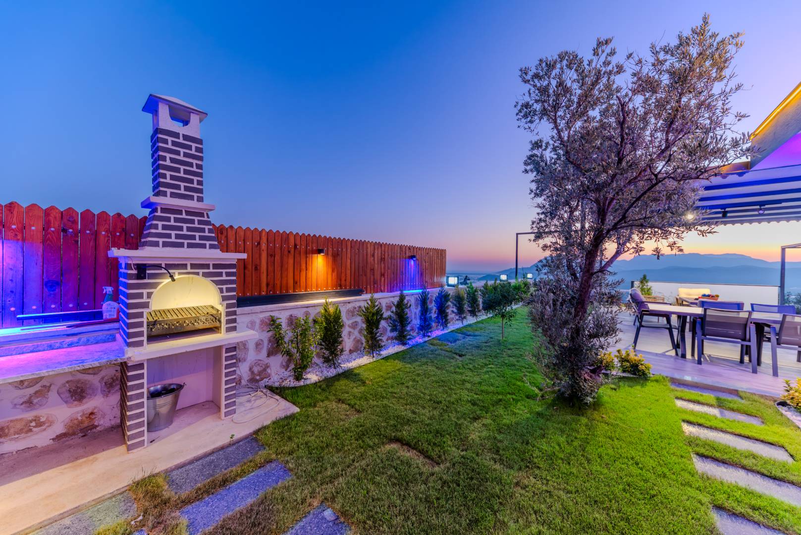 Kaş Çavdır'da Panoramik Doğa Manzaralı, Özel Havuzlu, Jakuzili, Lüks Villa