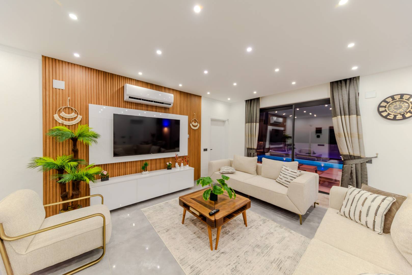 Kaş Çavdır'da Panoramik Doğa Manzaralı, Özel Havuzlu, Jakuzili, Lüks Villa