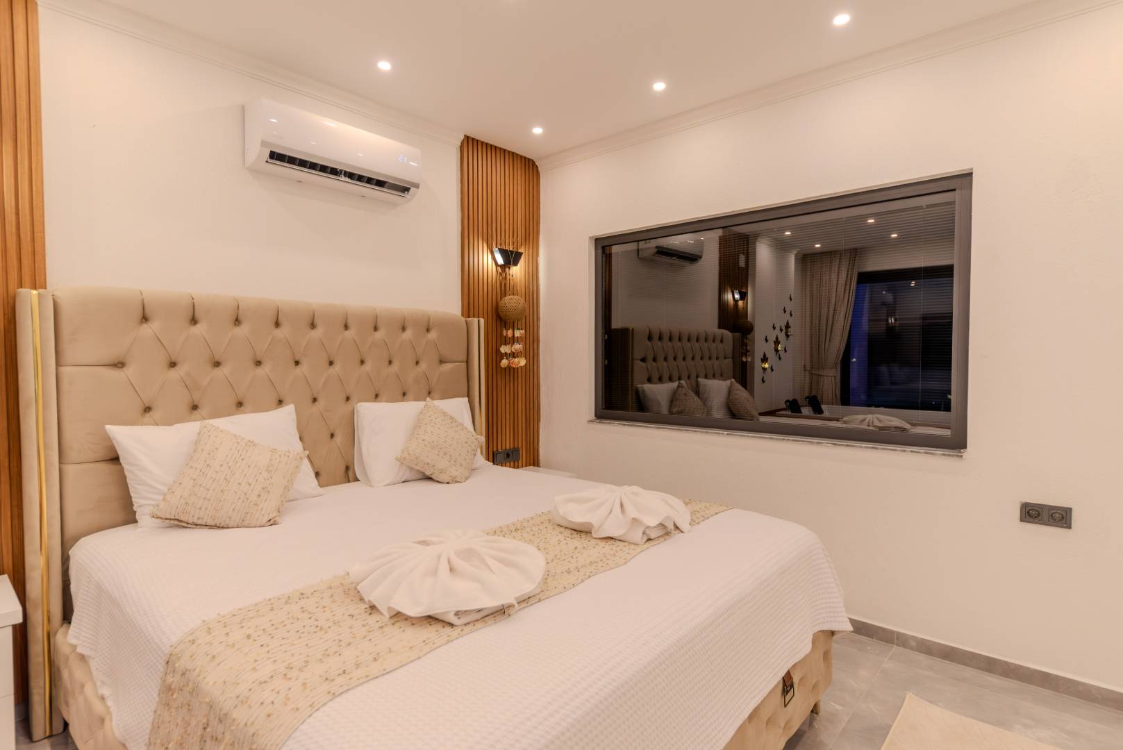Kaş Çavdır'da Panoramik Doğa Manzaralı, Özel Havuzlu, Jakuzili, Lüks Villa