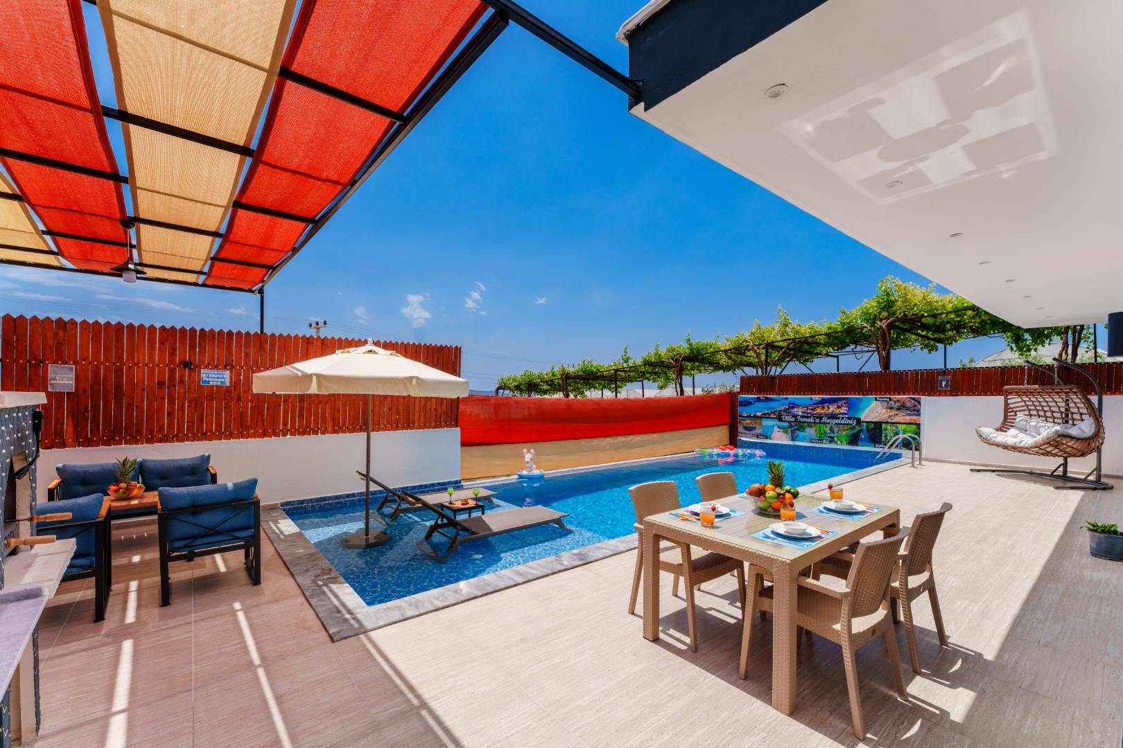 Kaş Çavdır'da Sakin Konumda, Özel Havuzlu, 1+1 Villa