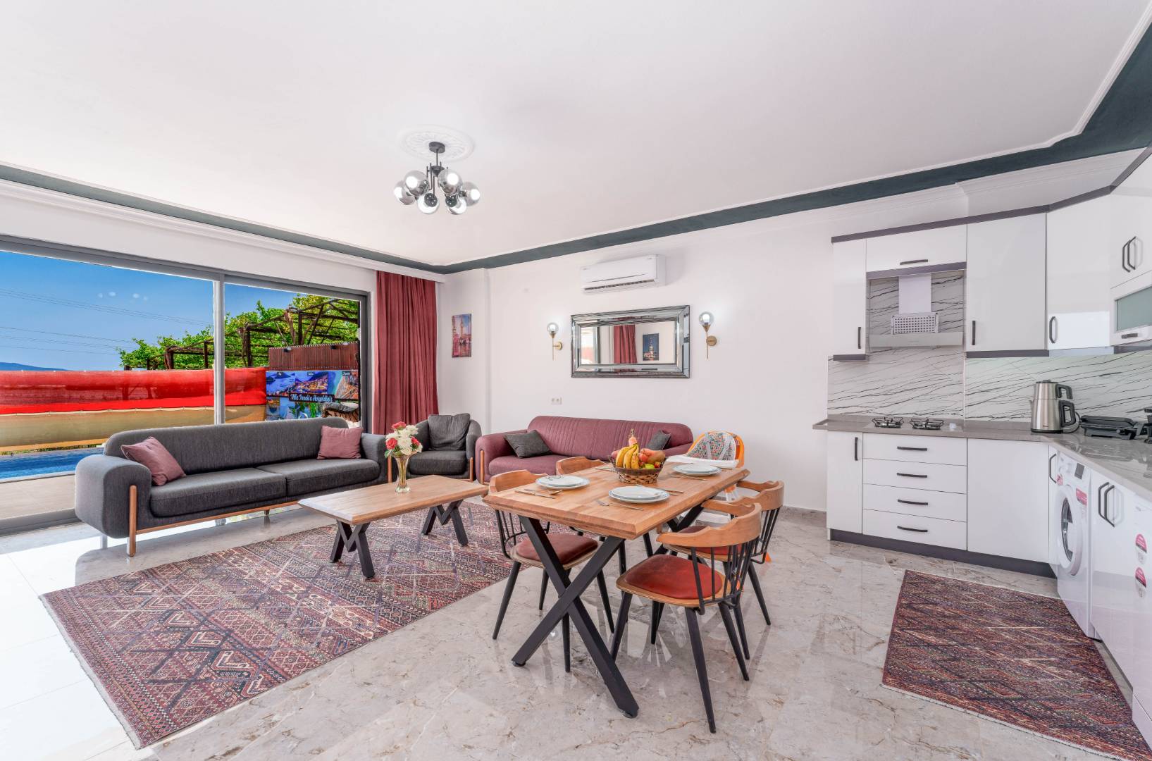 Kaş Çavdır'da Sakin Konumda, Özel Havuzlu, 1+1 Villa