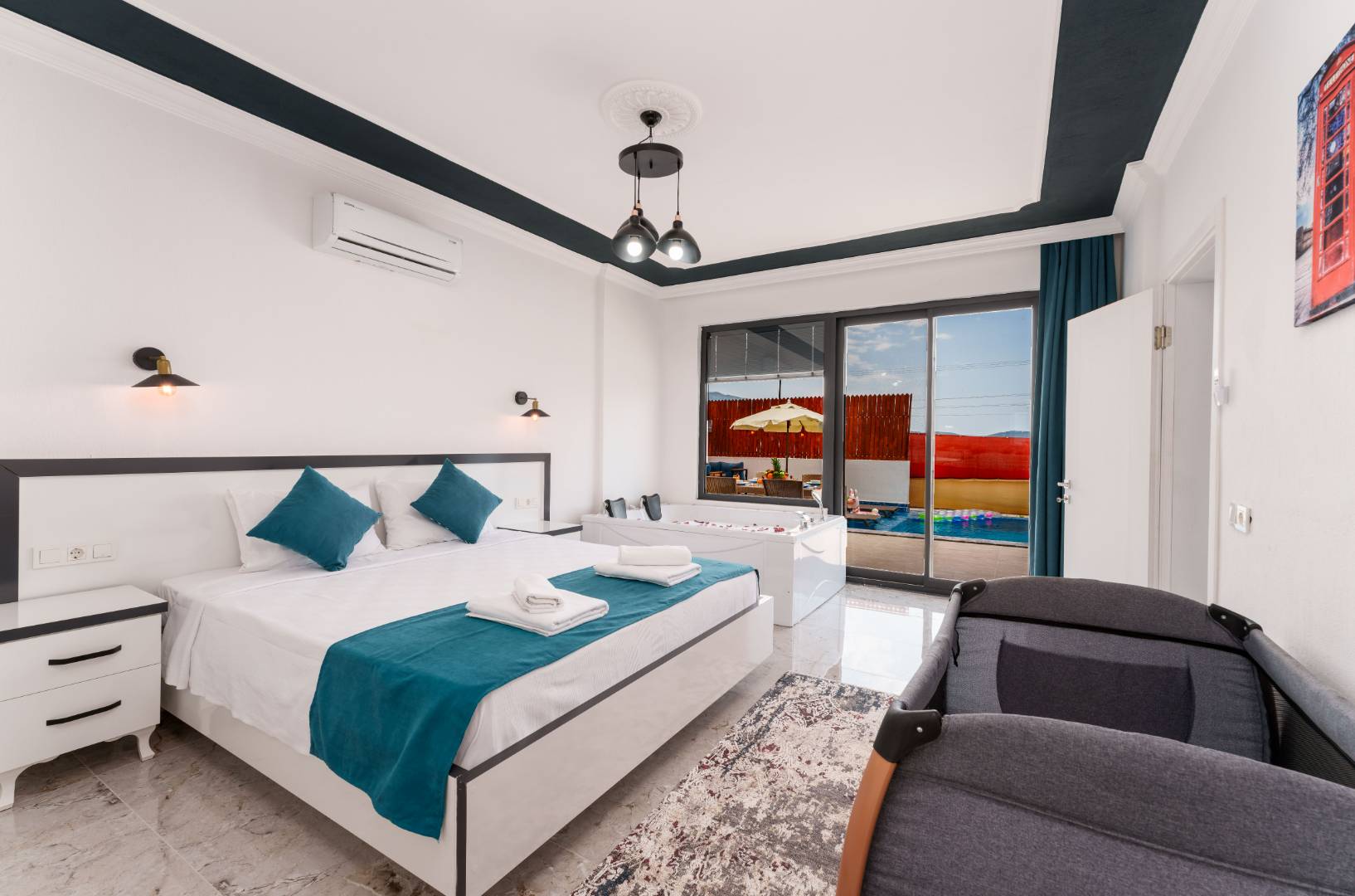 Kaş Çavdır'da Sakin Konumda, Özel Havuzlu, 1+1 Villa