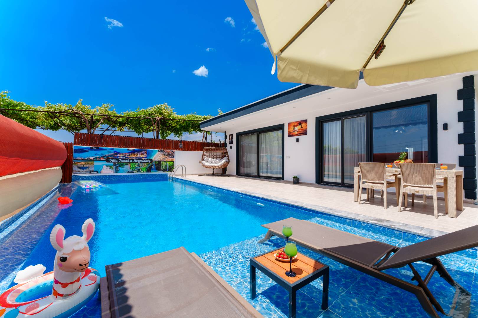 Kaş Çavdır'da Sakin Konumda, Özel Havuzlu, 1+1 Villa