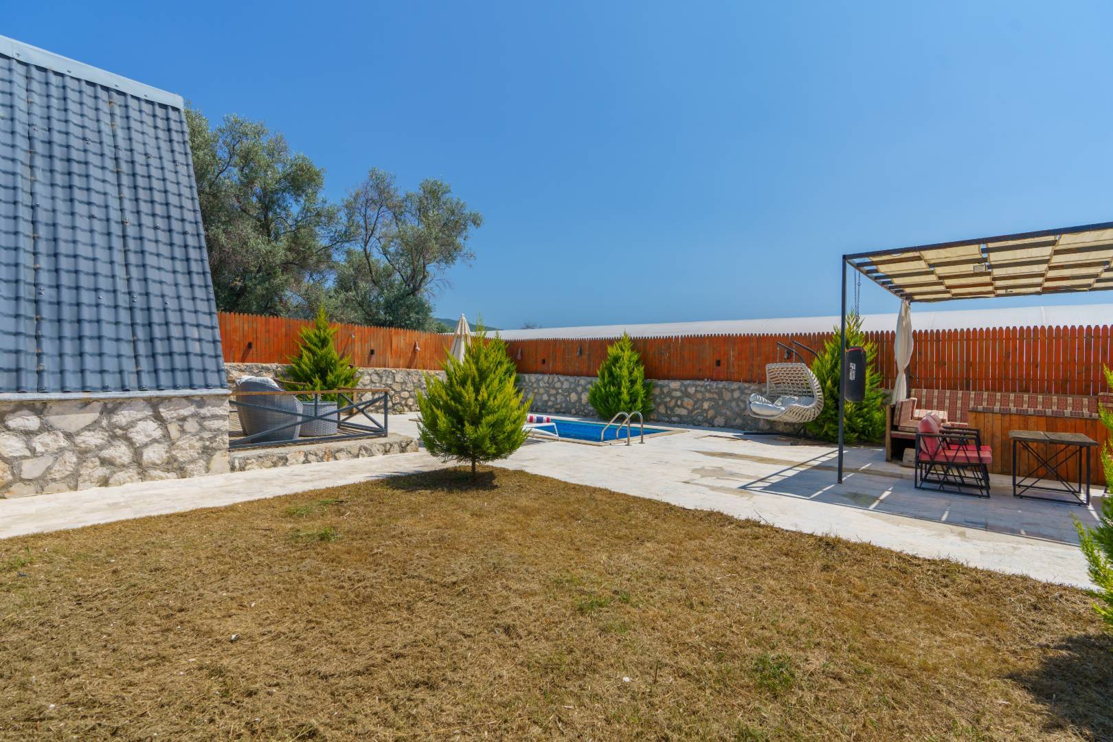 Kaş Çayköy'de Benzersiz Doğada, Özel Havuzlu, Jakuzili Bungalov