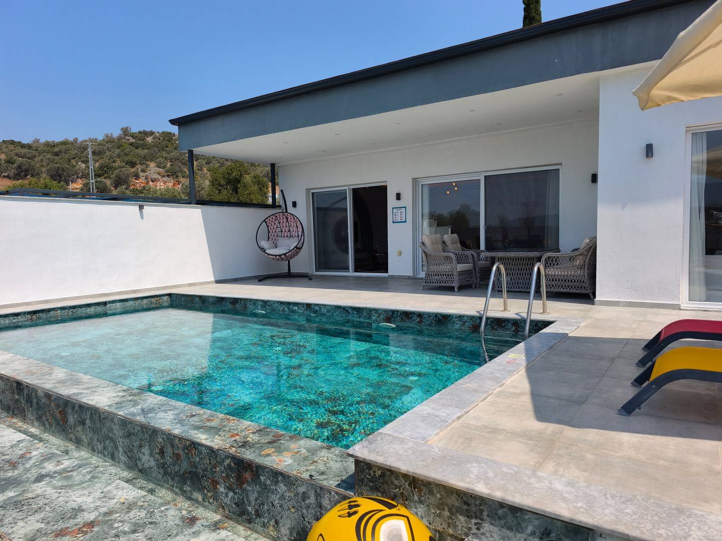 Kaş Çayköy'de Huzurlu Doğa İçerisinde, Özel Havuzlu, 2 Kişilik Villa