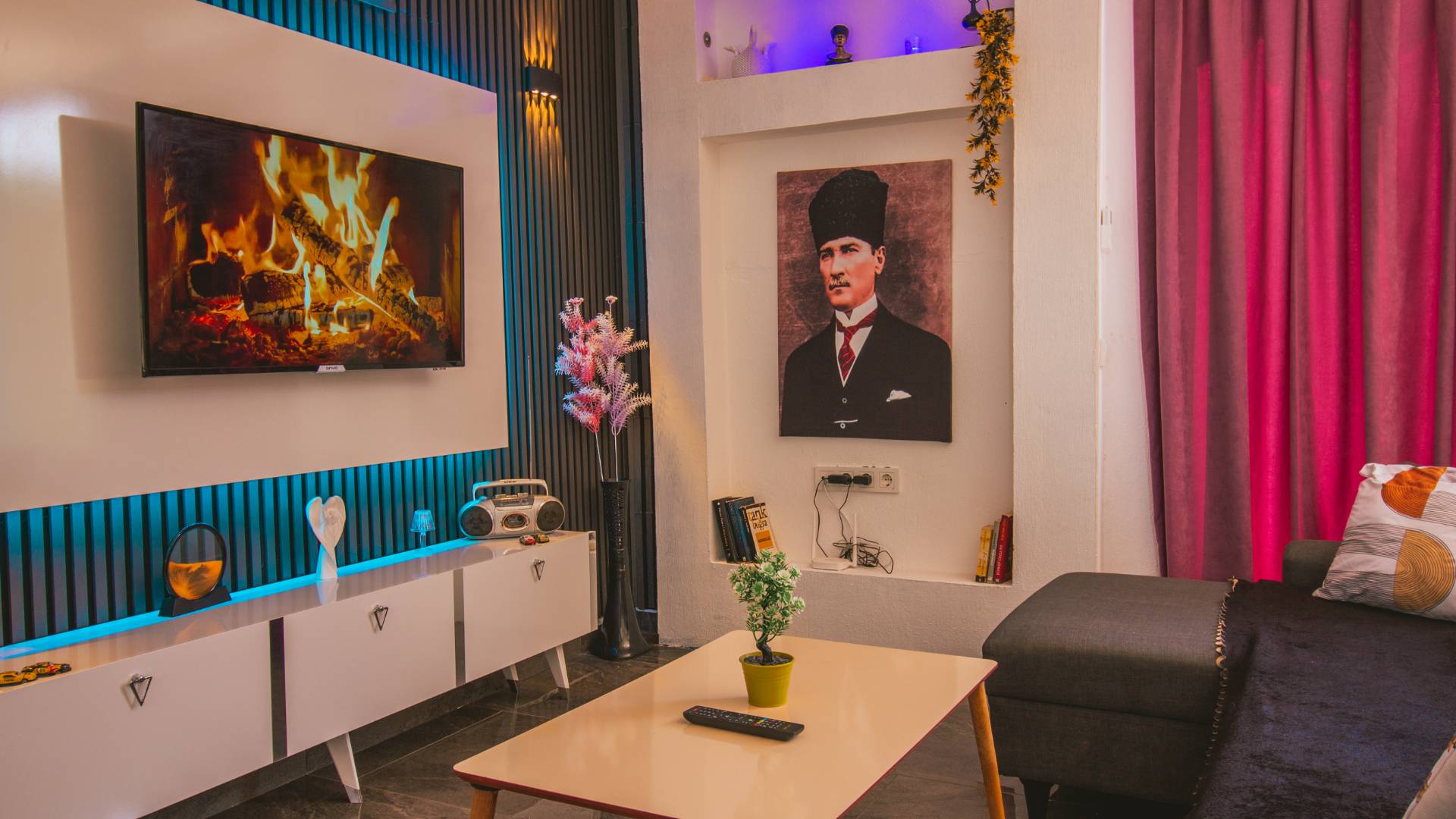 Kaş Çayköy'de Yemyeşil Doğada, Özel Havuzlu, Korunaklı Villa