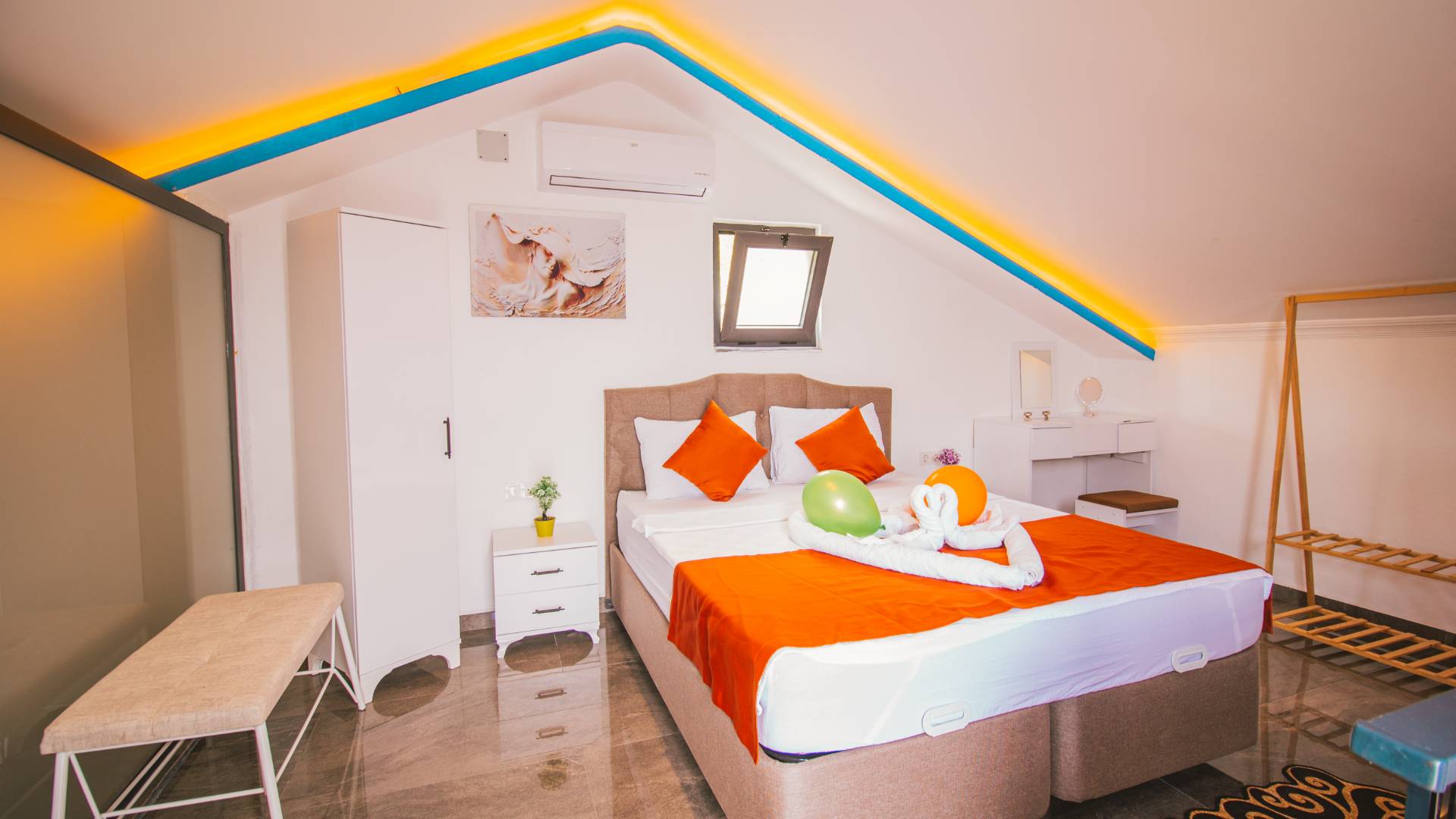 Kaş Çayköy'de Yemyeşil Doğada, Özel Havuzlu, Korunaklı Villa