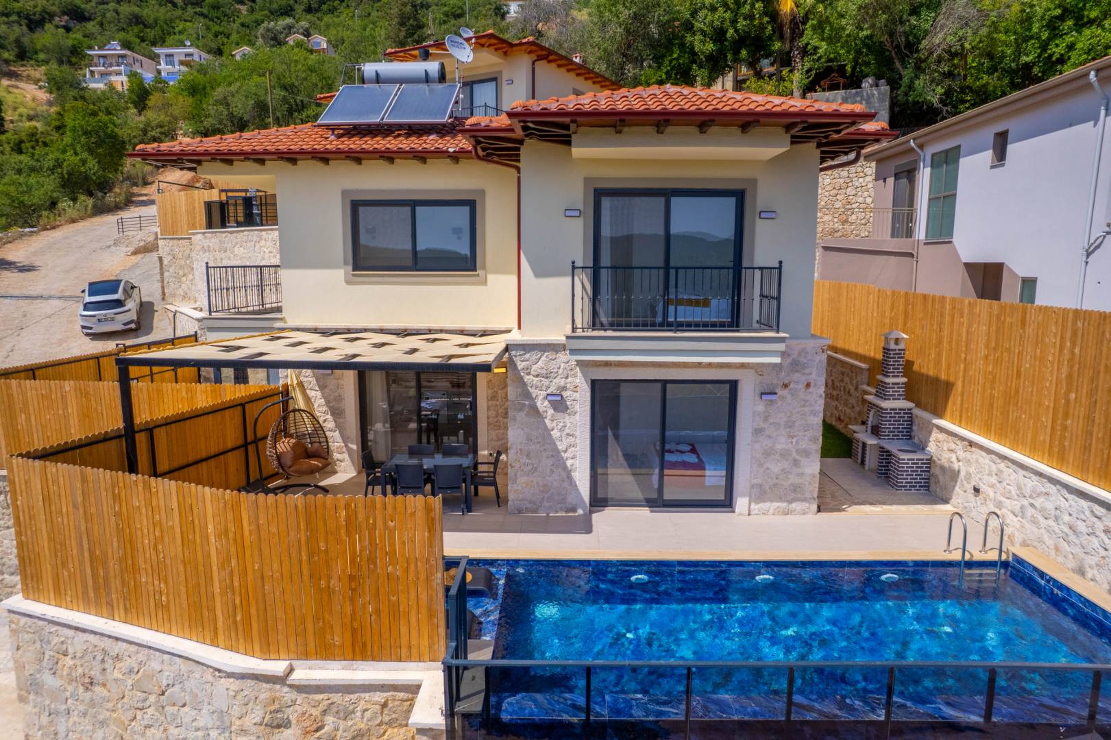 Kaş Çukurbağ'da Huzurlu Doğada, Özel Havuzlu, Jakuzili Villa