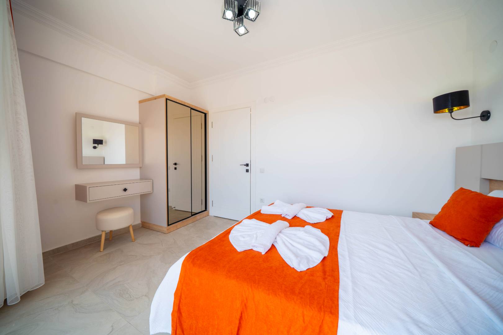 Kaş Çukurbağ'da Huzurlu Doğada, Özel Havuzlu, Jakuzili Villa