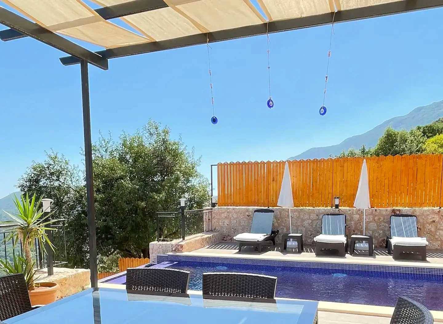 Kaş Çukurbağ'da Kalabalık Ailelere Uygun, Özel Havuzlu, Jakuzili Villa