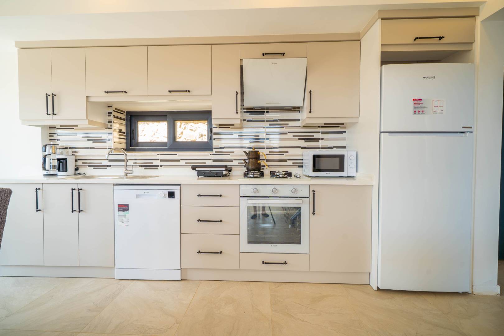 Kaş Çukurbağ'da Ormanın İçerisinde, Özel Havuzlu, 6 Kişilik Villa