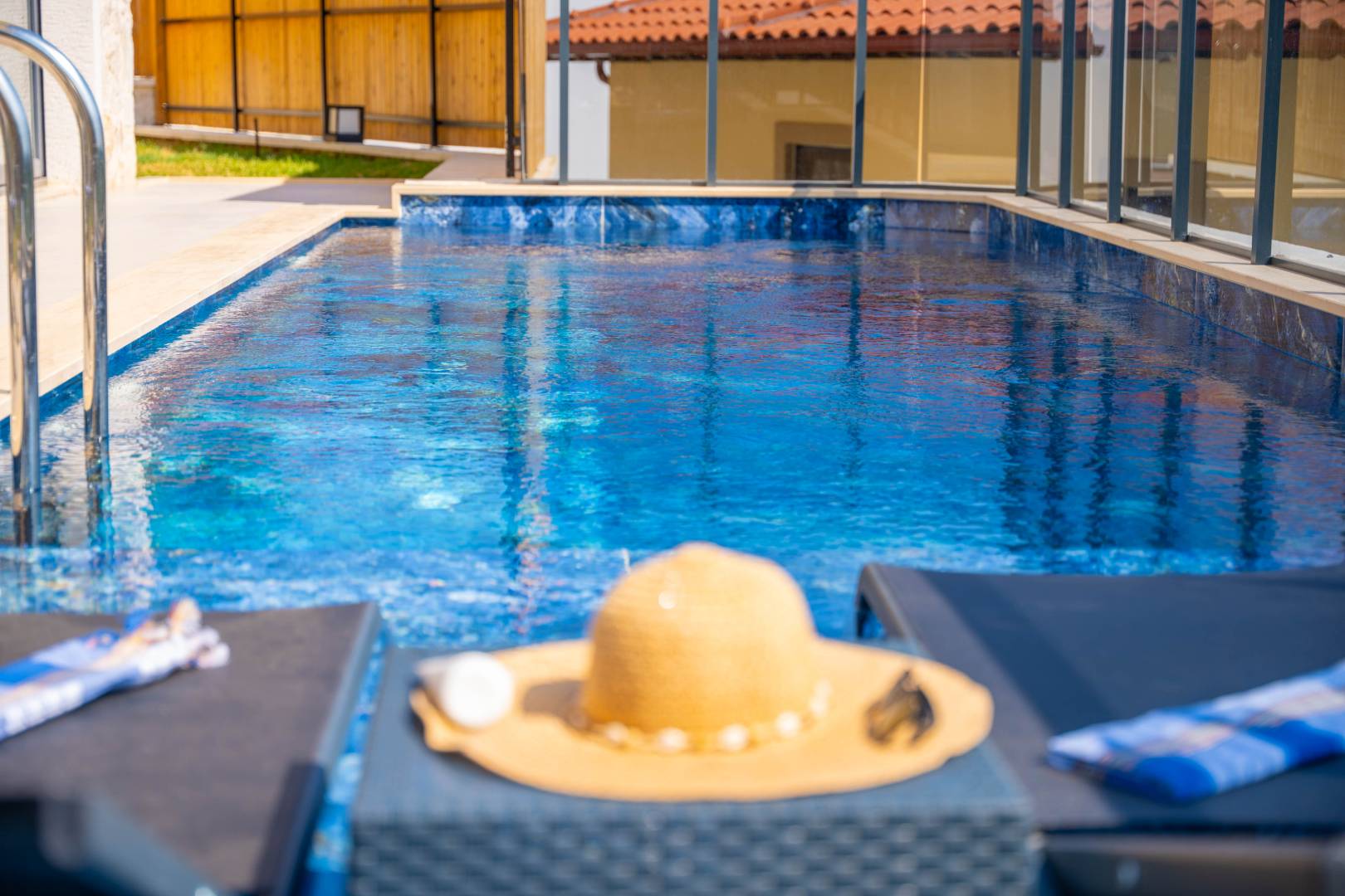 Kaş Çukurbağ'da Ormanın İçerisinde, Özel Havuzlu, 6 Kişilik Villa 43640 — 2