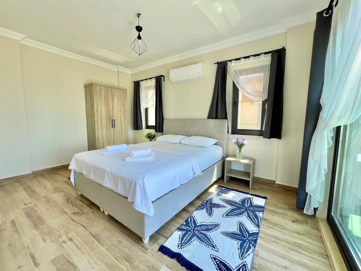 Kaş Çukurbağ'da Sakin Konumda, Özel Havuzlu, Kiralık Villa