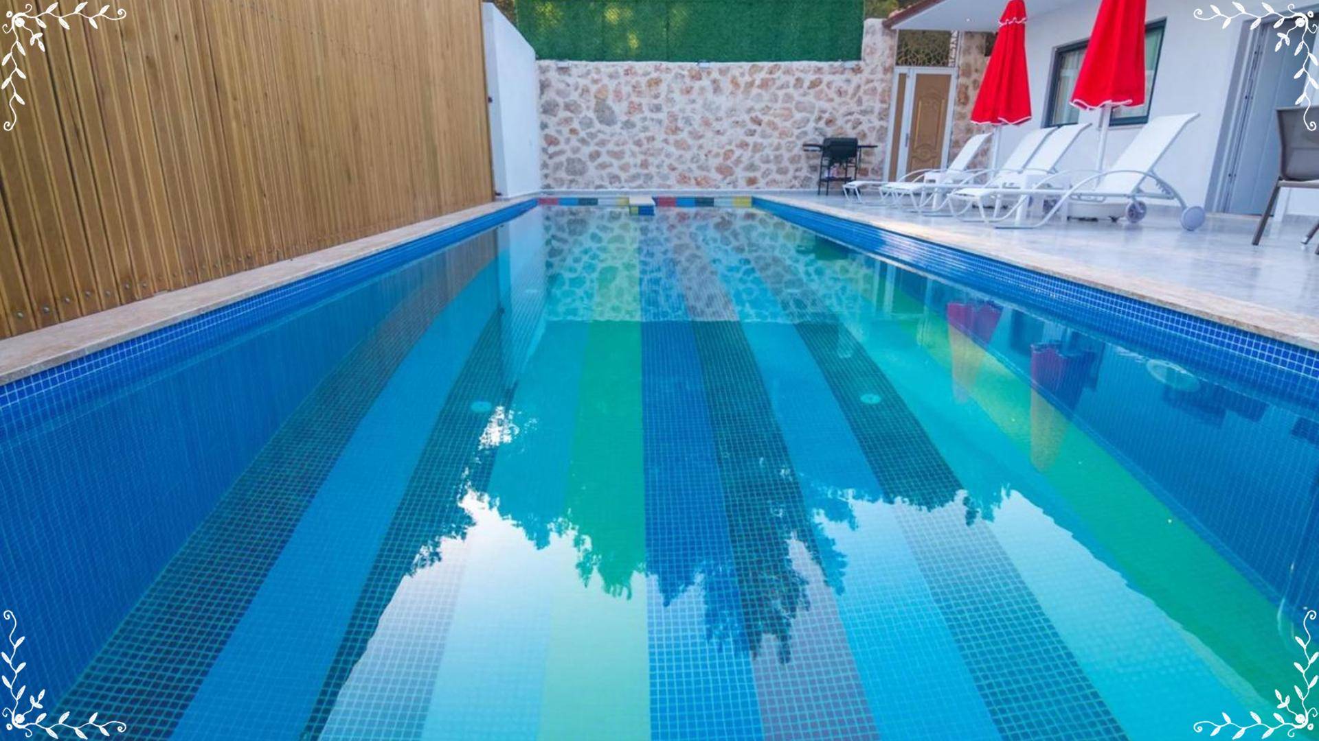 Kaş İslamlar'da Doğa İçerisinde, Özel Havuzlu, Kiralık Villa