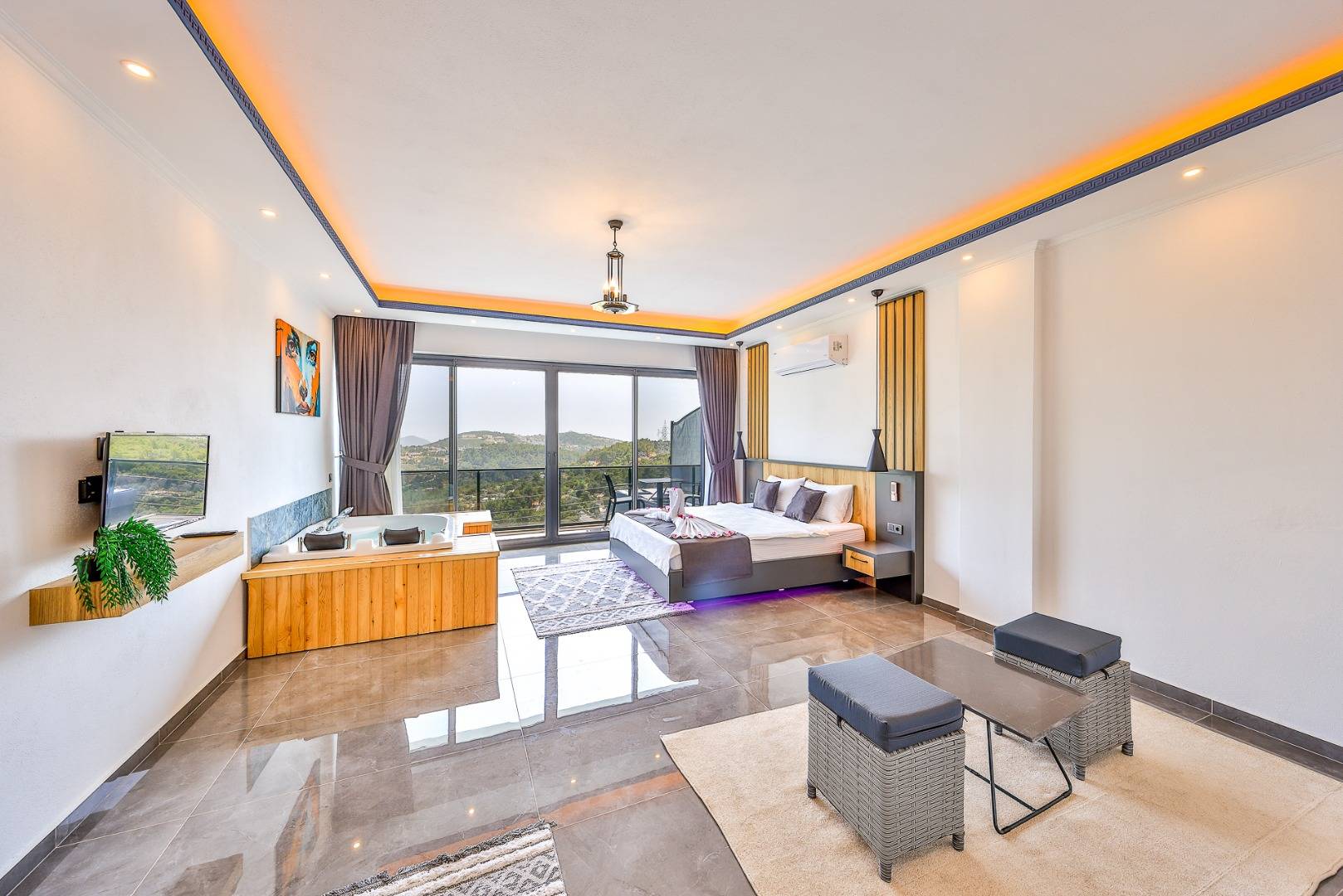 Kaş İslamlar'da Gözlerde Uzak Konumda, Özel Havuzlu, Konforlu Kiralık Villa