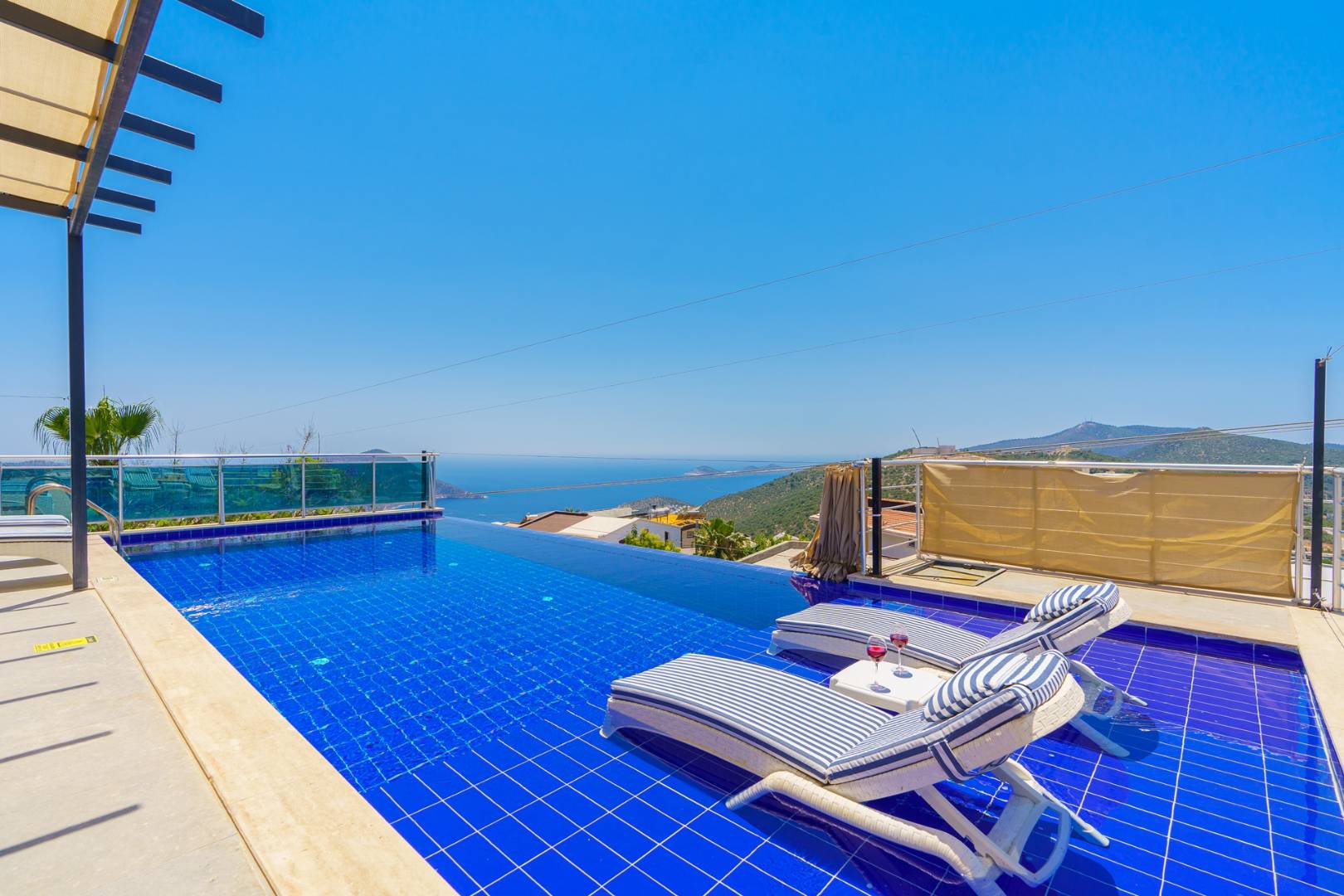 Kaş İslamlar'da Muhteşem Deniz Manzaralı, Özel Havuzlu, Jakuzili Villa 42503 — 4