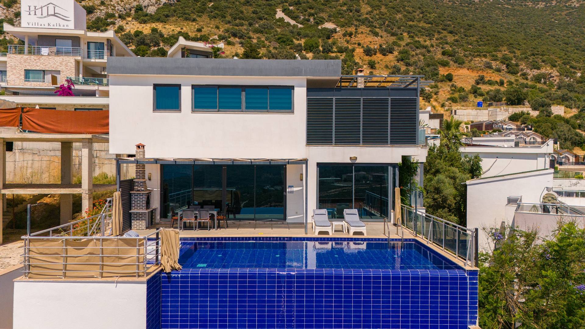 Kaş İslamlar'da Muhteşem Deniz Manzaralı, Özel Havuzlu, Jakuzili Villa