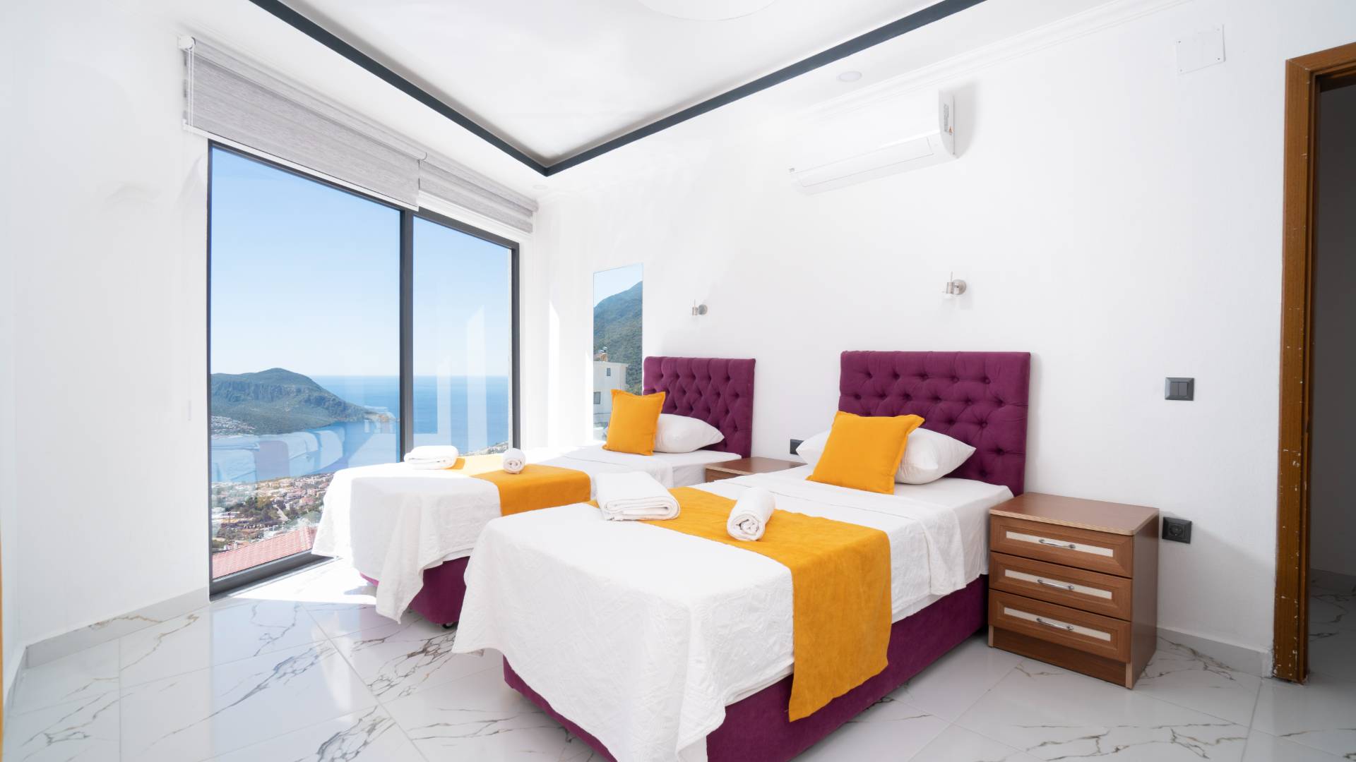 Kaş Akbel 'de Panoramik Deniz Manzaralı, Özel Havuzlu, Lüks Villa