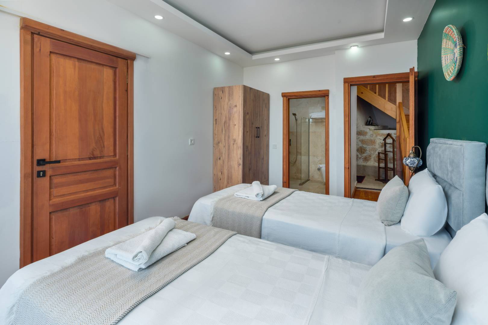 Kaş İslamlar'da Göz Alıcı Deniz Manzaralı, Özel Havuzlu, Balayı Villa