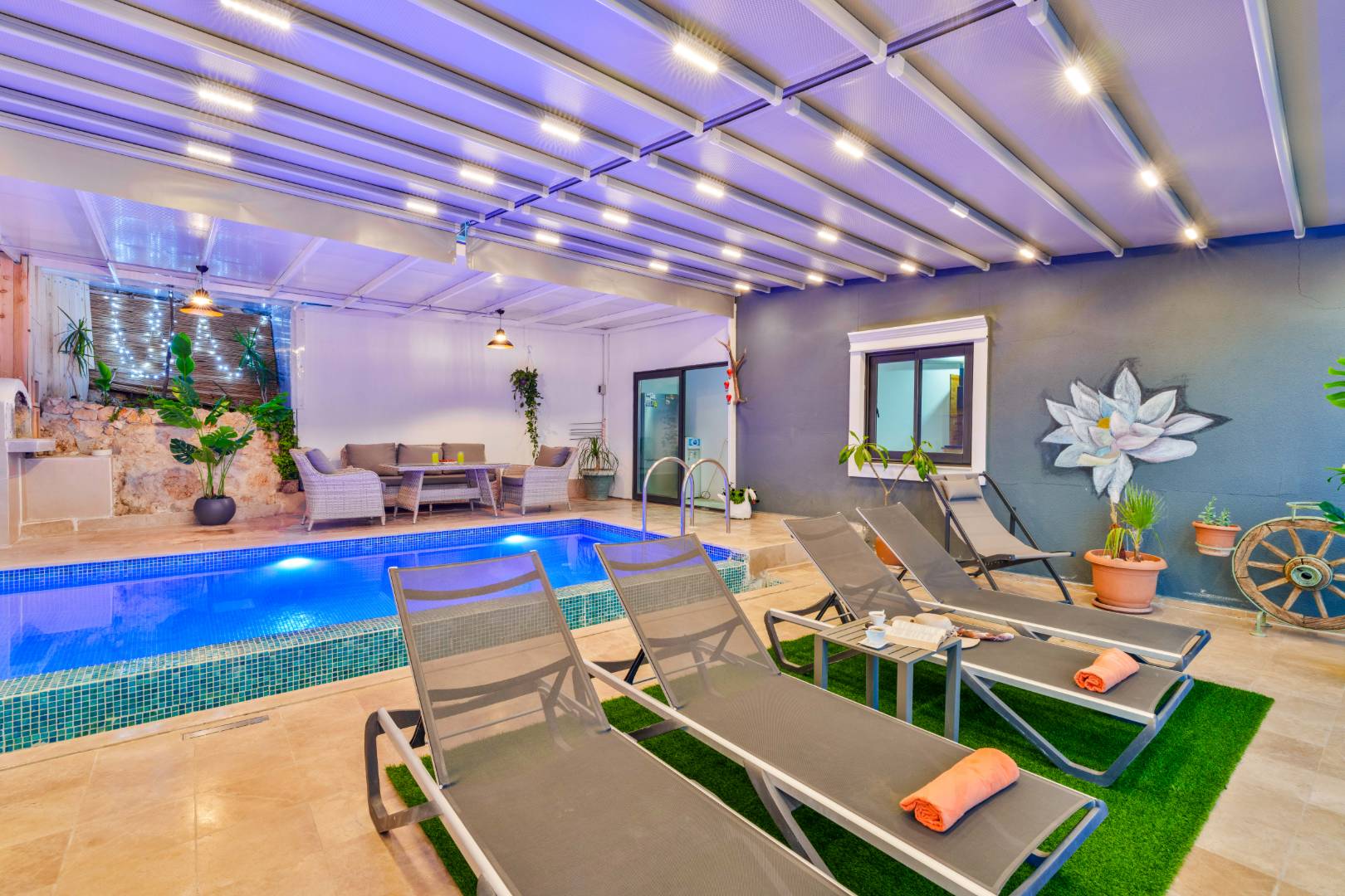 Kaş İslamlar'da Göz Alıcı Deniz Manzaralı, Özel Havuzlu, Balayı Villa