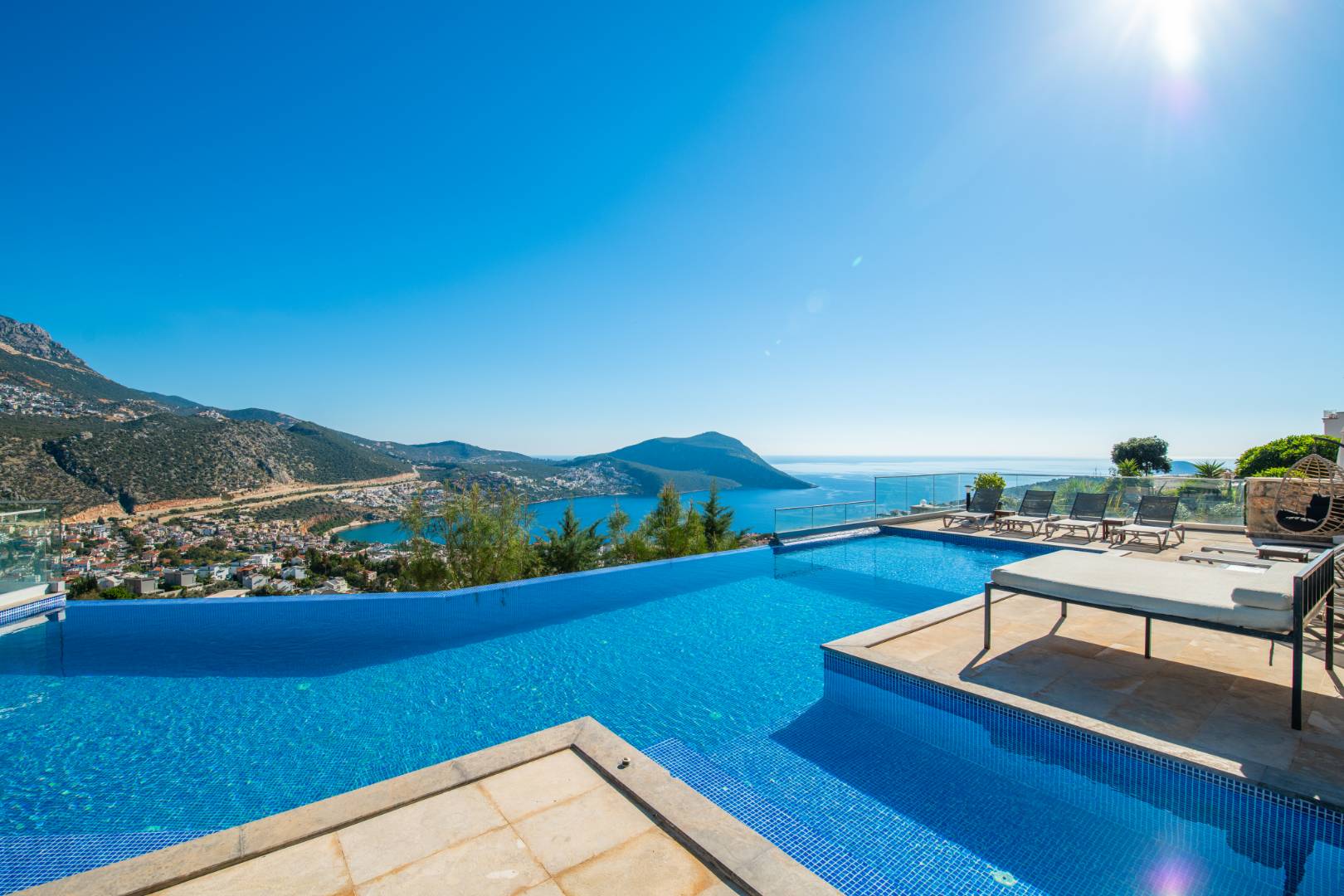 Kaş Kalkan'da Benzersiz Deniz Manzaralı, Özel Havuzlu, 5+1 Lüks Villa