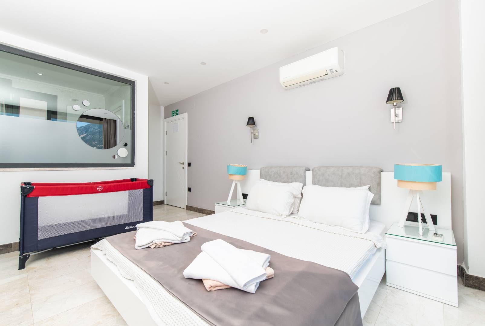 Kaş Kalkan'da Benzersiz Deniz Manzaralı, Özel Havuzlu, 5+1 Lüks Villa
